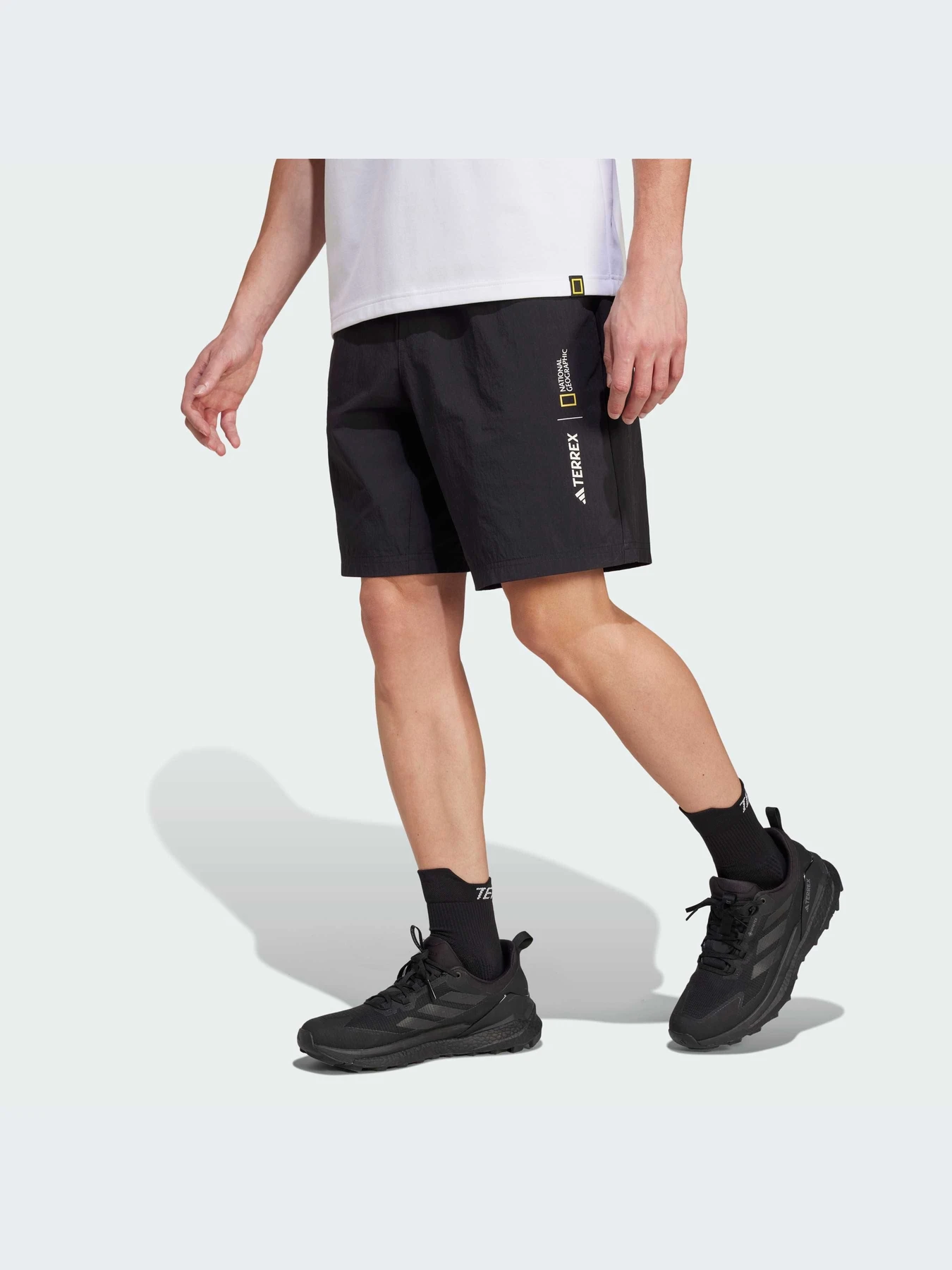 Шорты Adidas модель JD5845-KZ Шорты Adidas модель JD5845-KZ Фото
