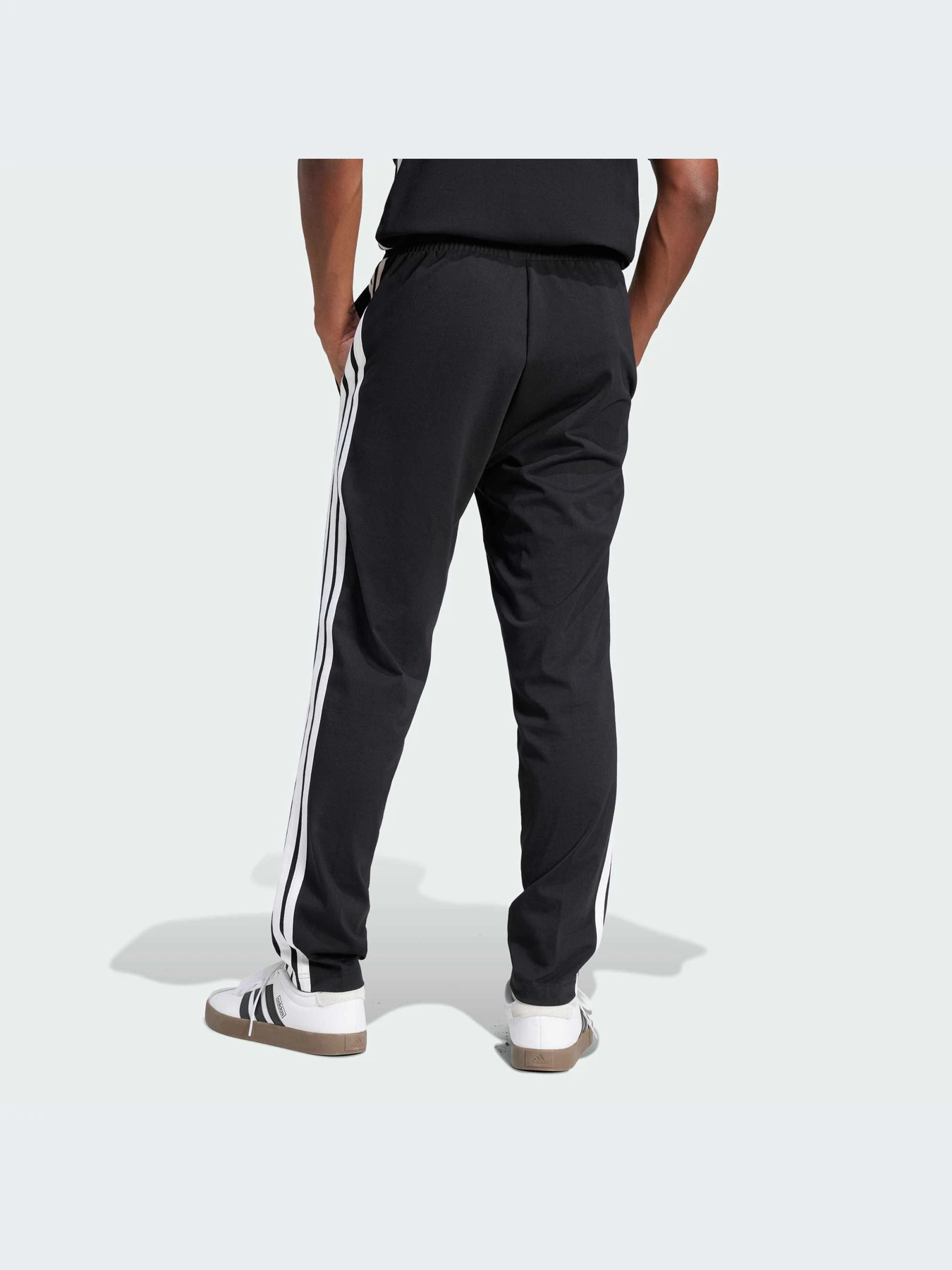 Брюки Adidas модель JE6430-KZ Брюки Adidas модель JE6430-KZ Фото