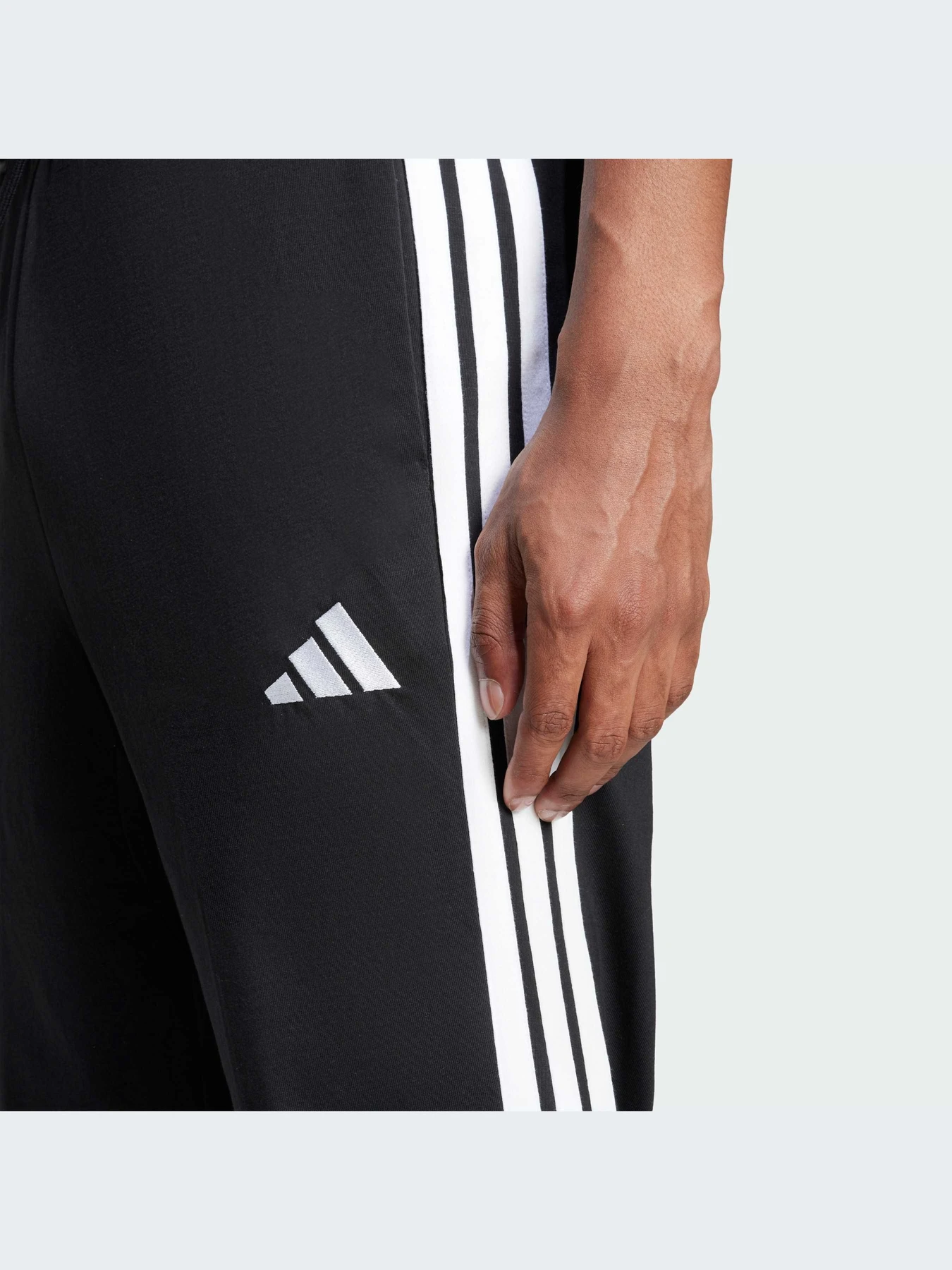 Брюки Adidas модель JE6430-KZ Брюки Adidas модель JE6430-KZ Фото