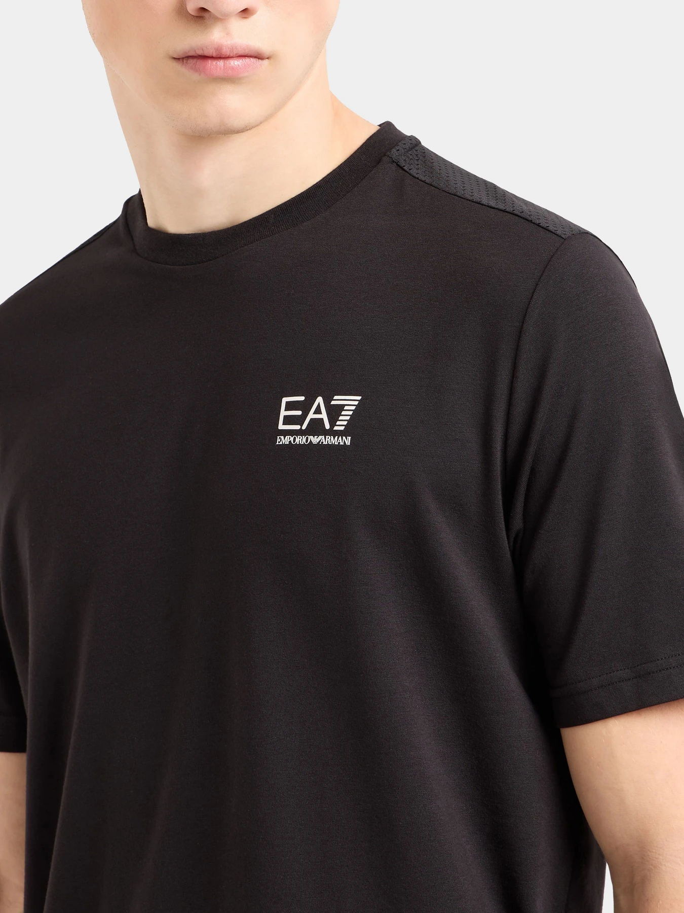 Футболки и поло EA7 модель 7M000124-AF13956-UC001 Футболки и поло EA7 модель 7M000124-AF13956-UC001 Фото