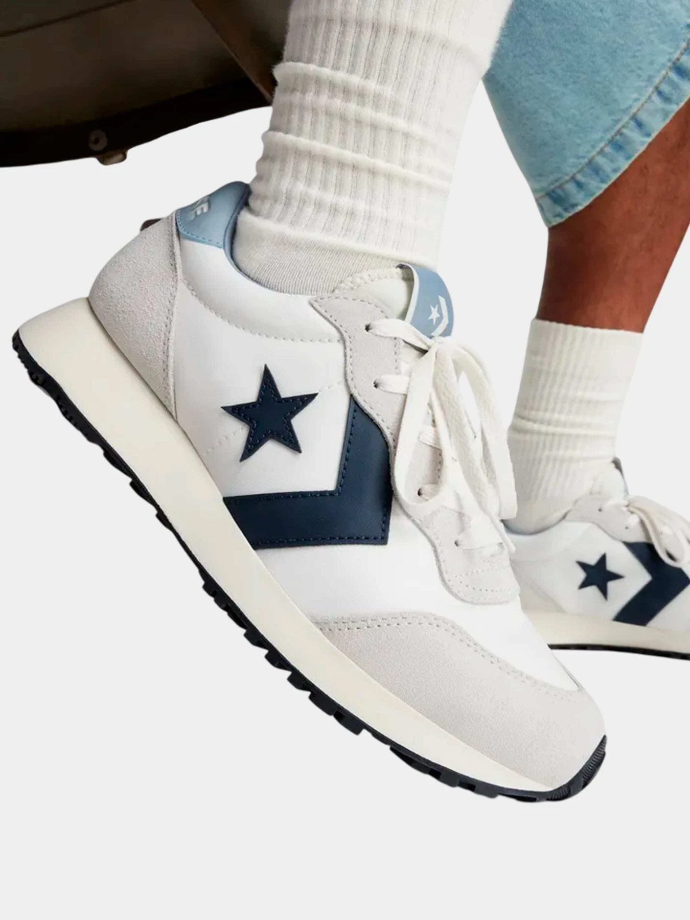 Кроссовки CONVERSE модель A13376C Кроссовки CONVERSE модель A13376C Фото