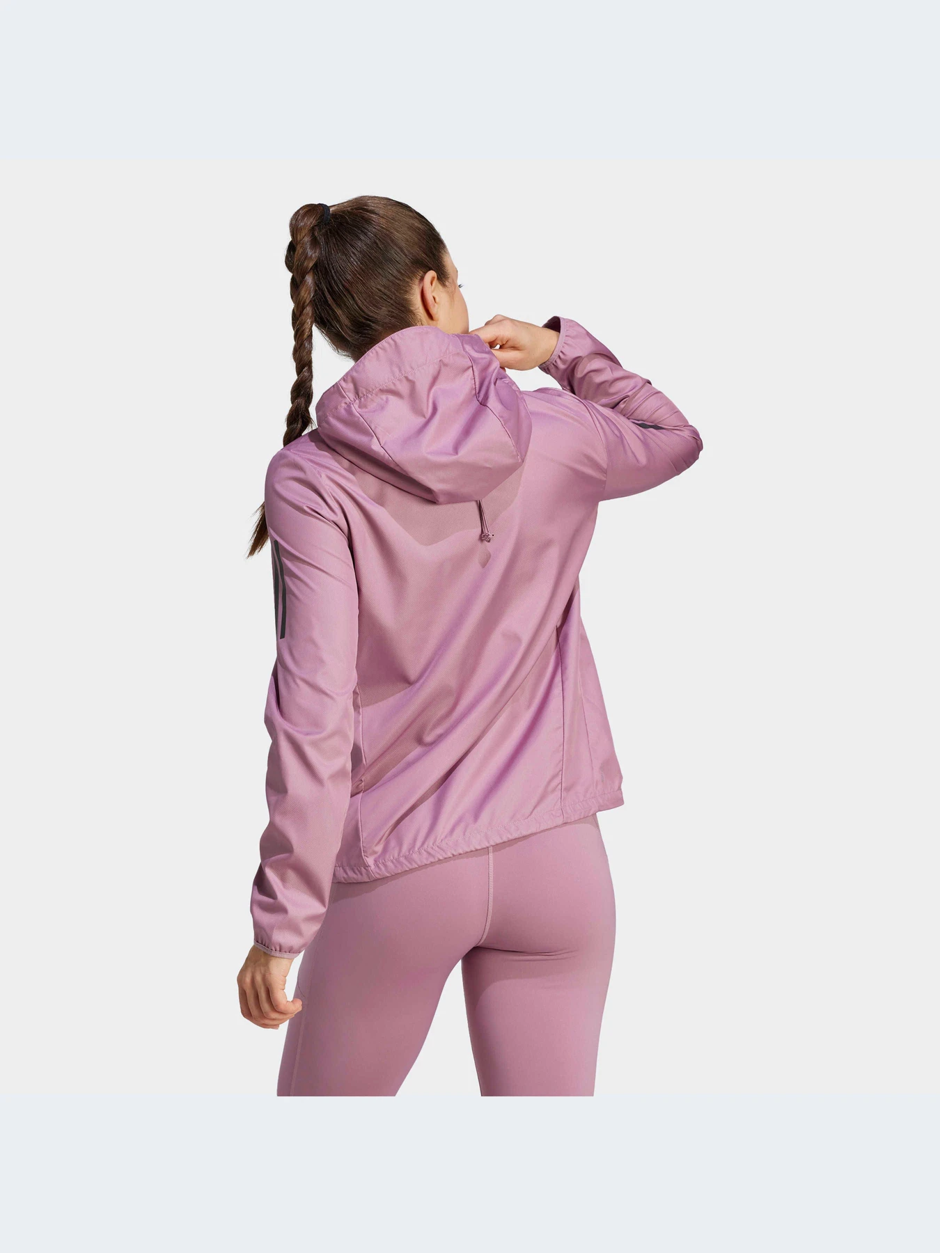 Куртки и дубленки Adidas модель IL4124-KZ Куртки и дубленки Adidas модель IL4124-KZ Фото