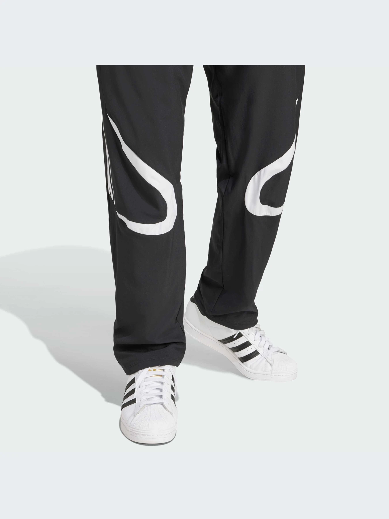 Брюки Adidas Adicolor модель JC6228-KZ Брюки Adidas Adicolor модель JC6228-KZ Фото