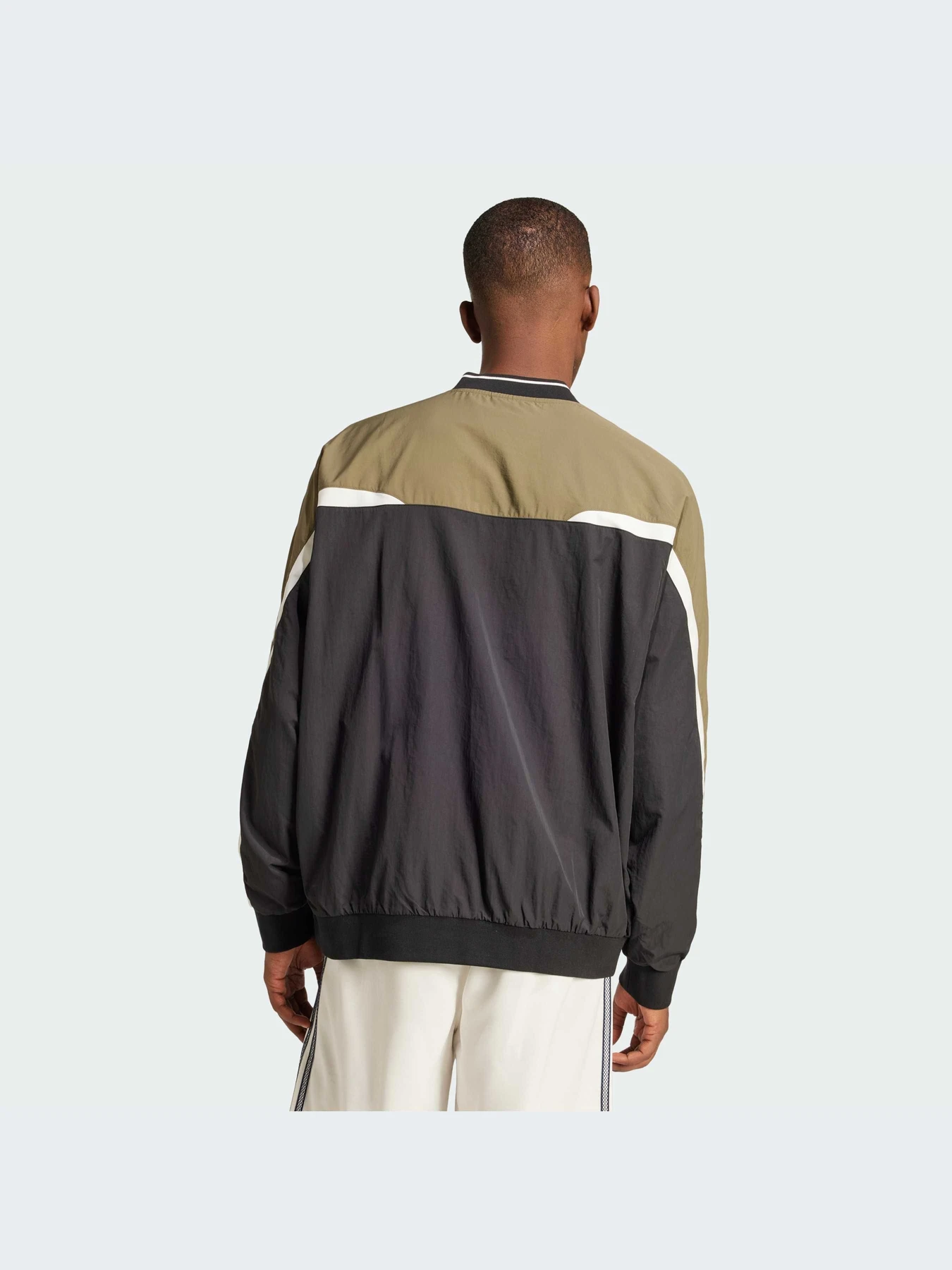 Худи и свитшоты Adidas модель JD5395-KZ Худи и свитшоты Adidas модель JD5395-KZ Фото