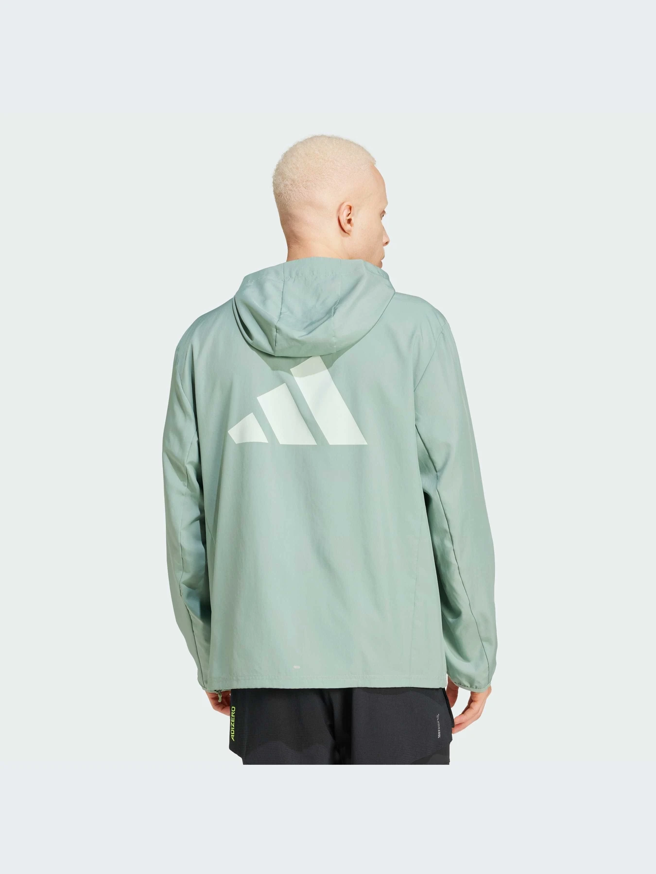 Куртки и дубленки Adidas модель JD2331-KZ Куртки и дубленки Adidas модель JD2331-KZ Фото