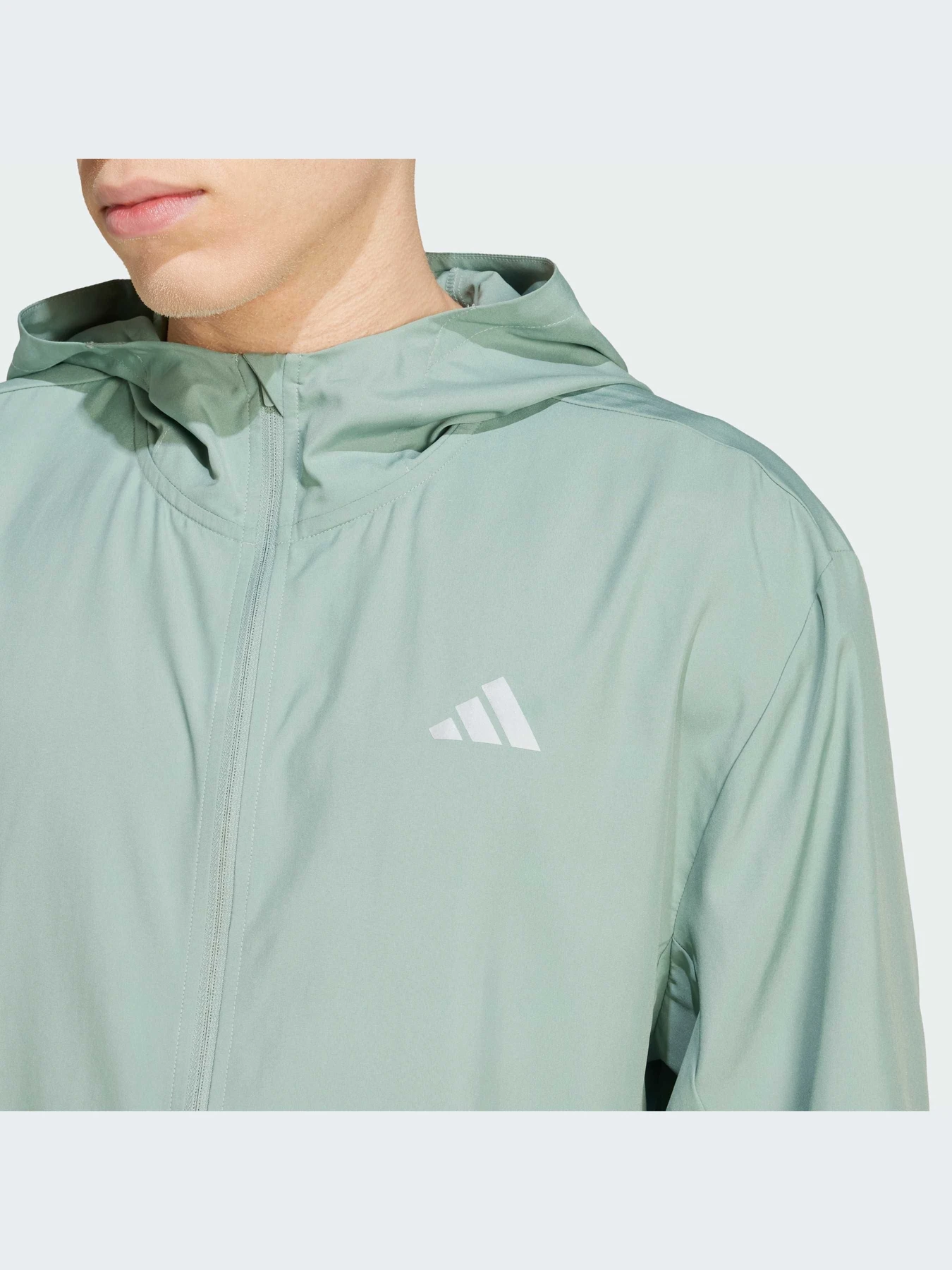 Куртки и дубленки Adidas модель JD2331-KZ Куртки и дубленки Adidas модель JD2331-KZ Фото