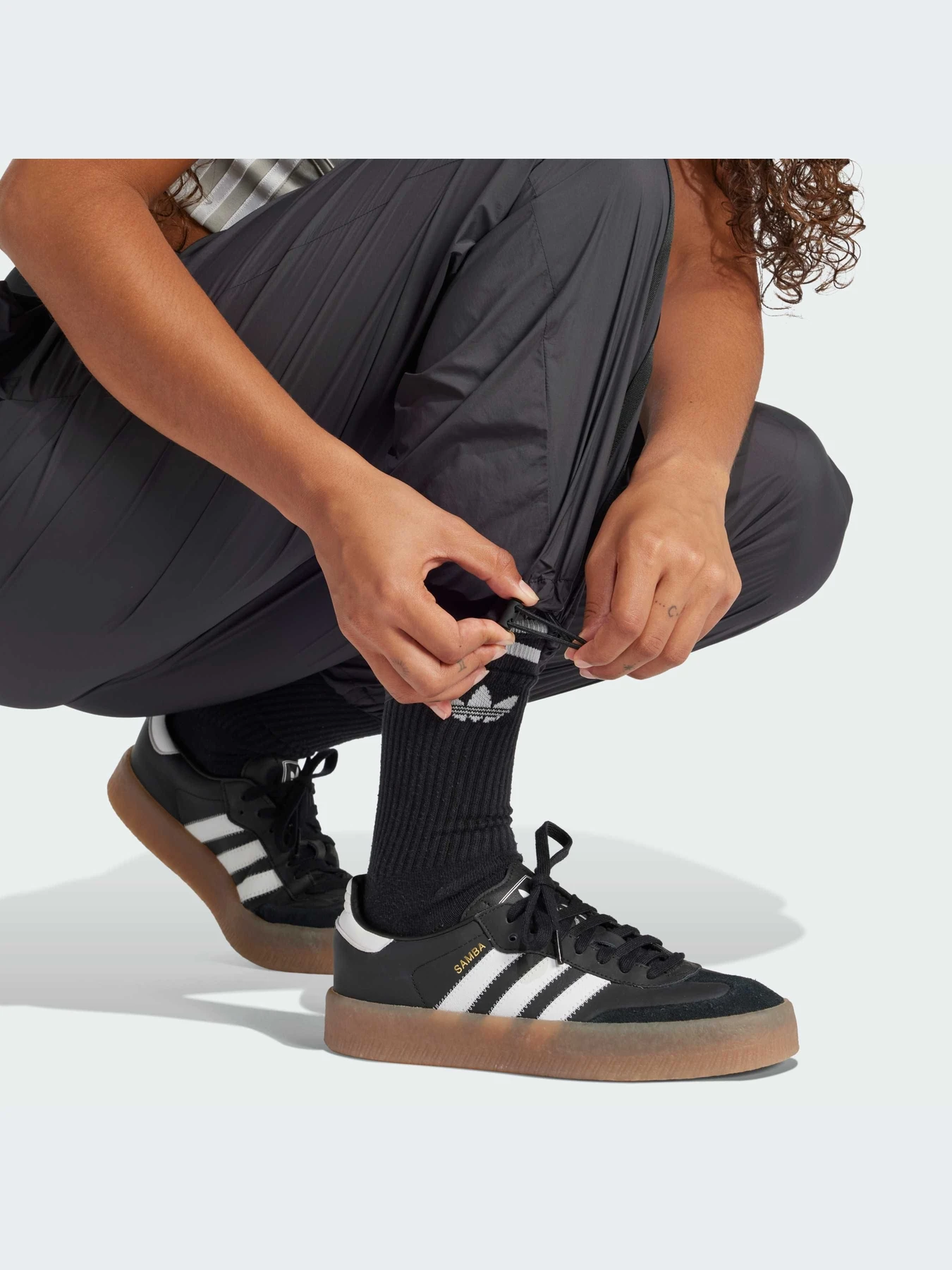 Брюки Adidas модель JJ0920-KZ Брюки Adidas модель JJ0920-KZ Фото