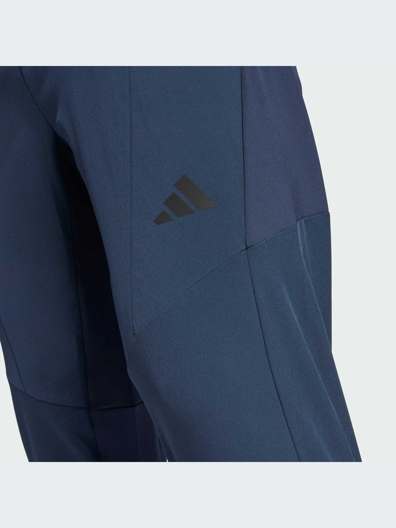 Брюки Adidas модель JI8160-KZ Брюки Adidas модель JI8160-KZ Фото