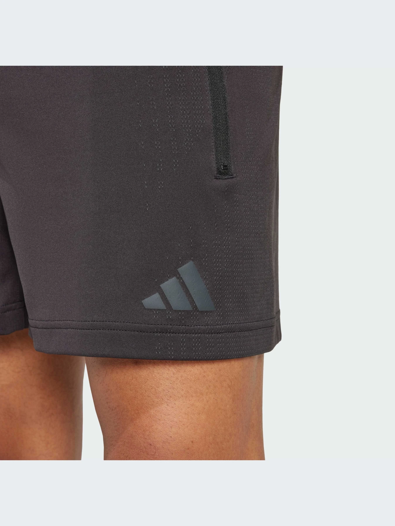 Шорты Adidas модель JI8193-KZ Шорты Adidas модель JI8193-KZ Фото