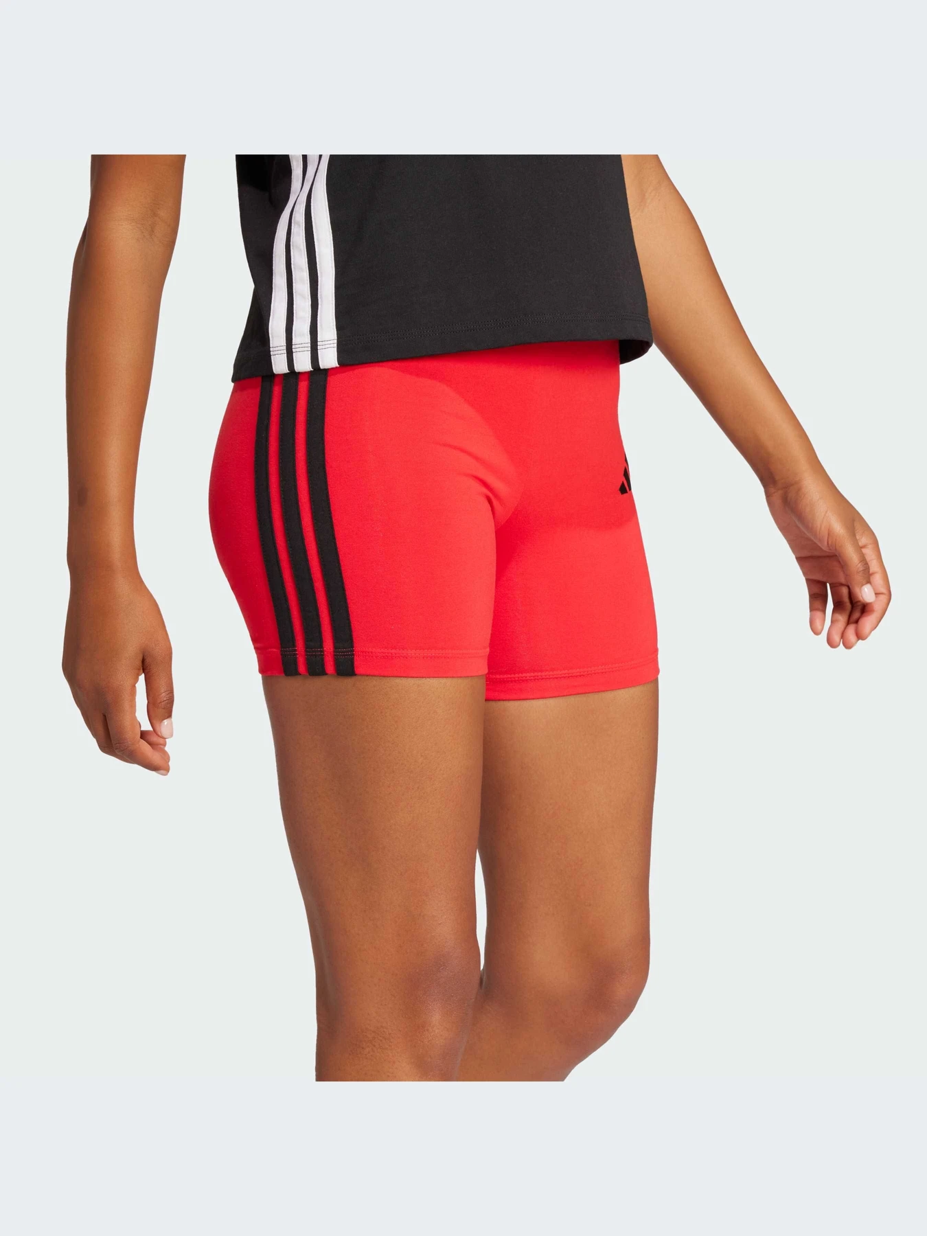 Шорты Adidas модель JD0917-KZ Шорты Adidas модель JD0917-KZ Фото