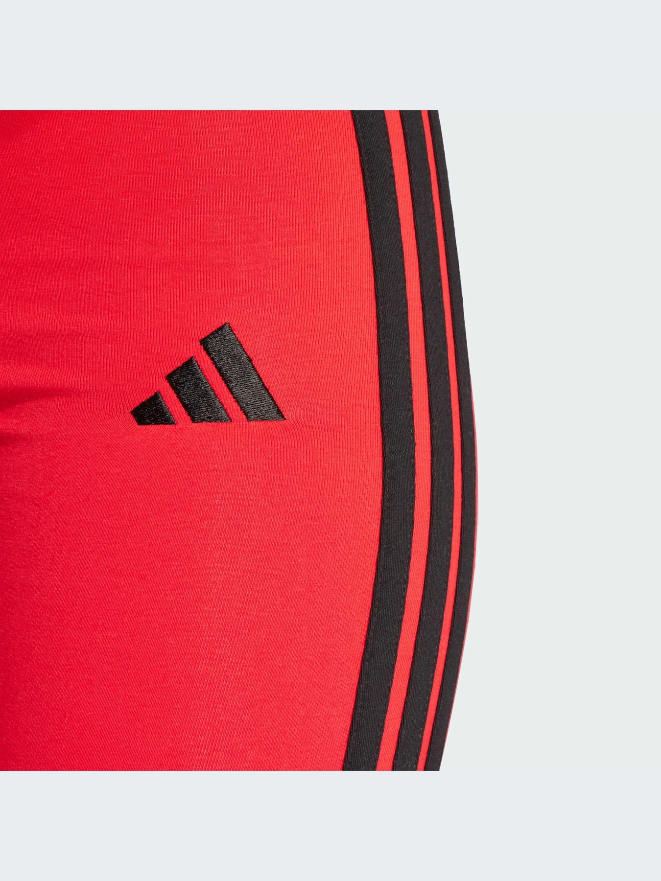 Шорты Adidas модель JD0917-KZ Шорты Adidas модель JD0917-KZ Фото