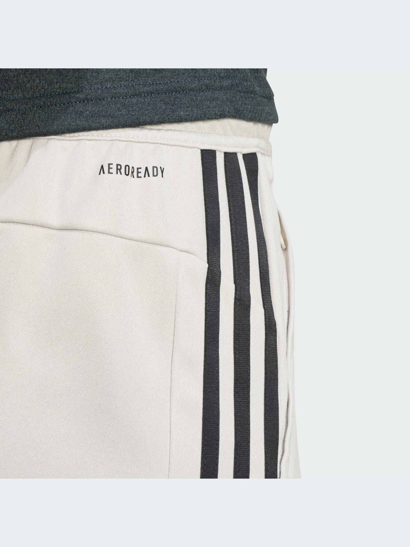 Брюки Adidas модель JD0334-KZ Брюки Adidas модель JD0334-KZ Фото