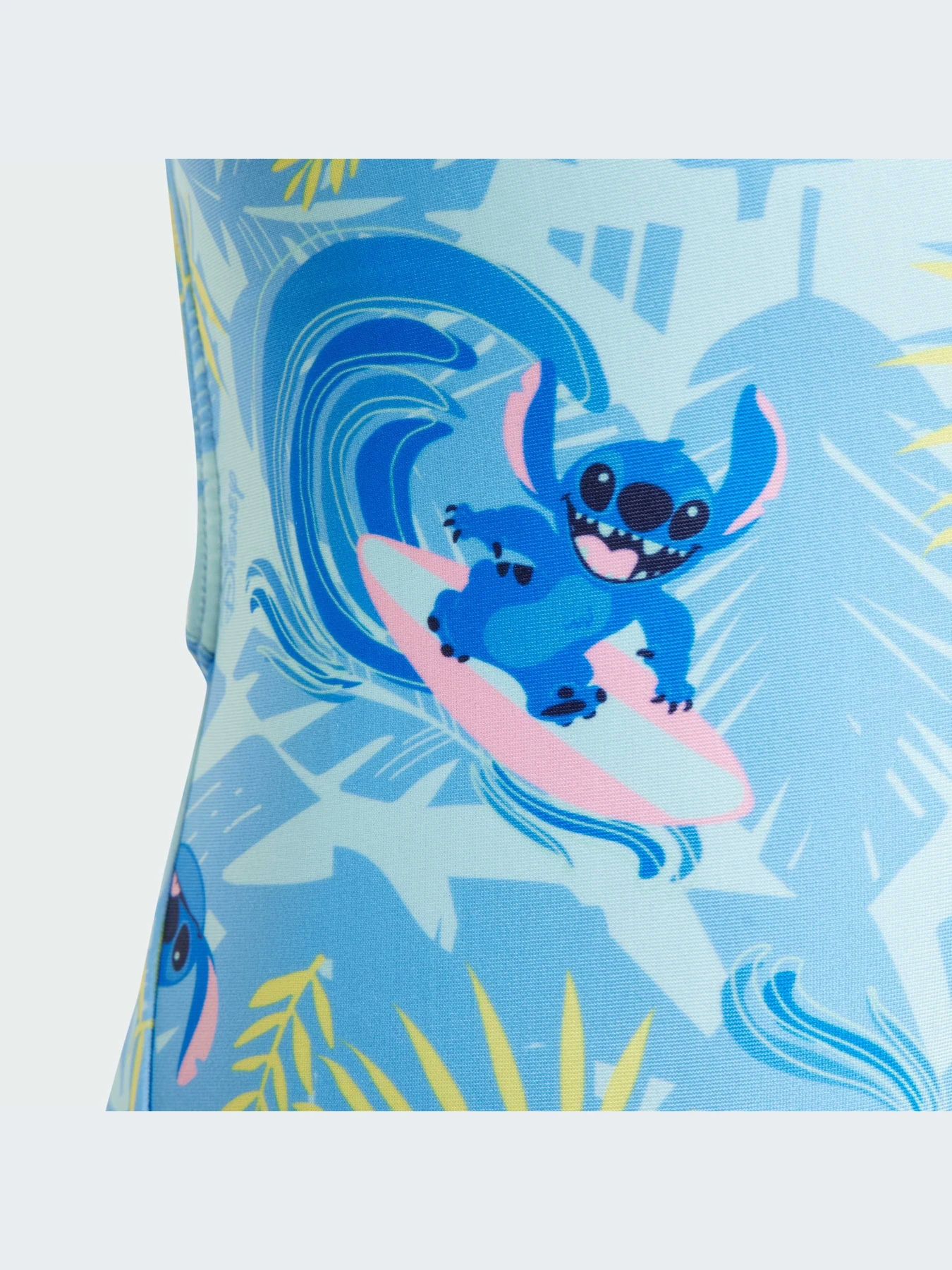 Одежда для пляжа Adidas Disney модель JF8440-KZ Одежда для пляжа Adidas Disney модель JF8440-KZ Фото