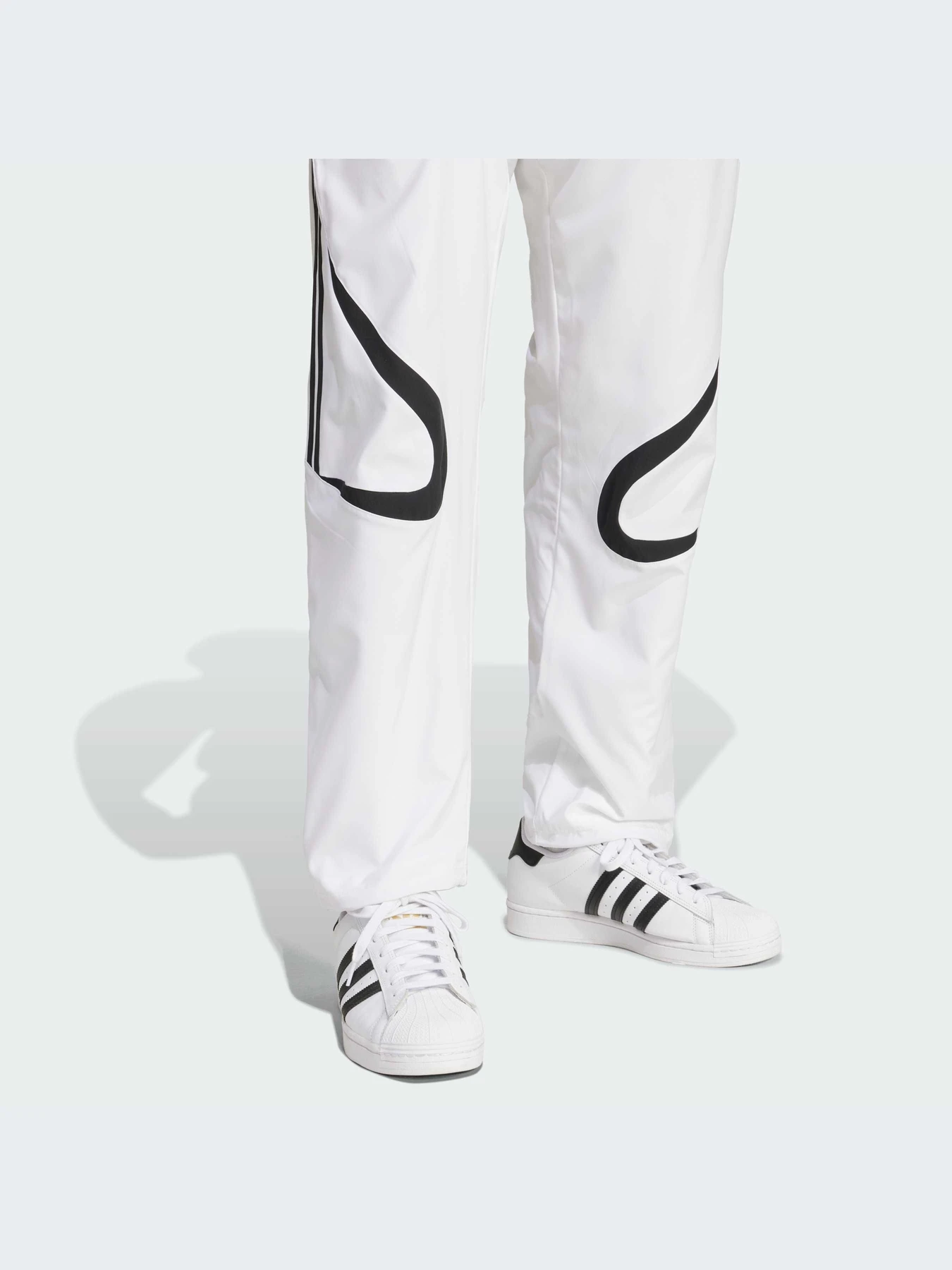 Брюки Adidas Adicolor модель JP1119-KZ Брюки Adidas Adicolor модель JP1119-KZ Фото