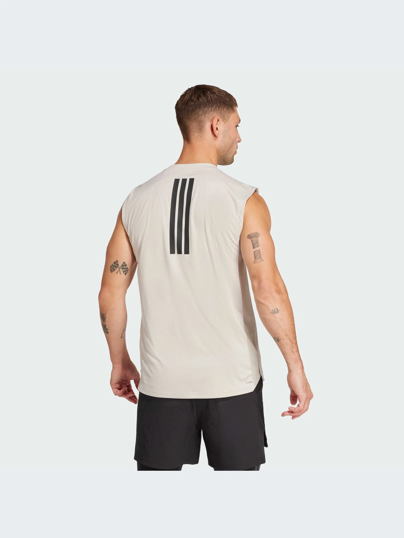 Футболки и поло Adidas модель JM3188-KZ Футболки и поло Adidas модель JM3188-KZ Фото