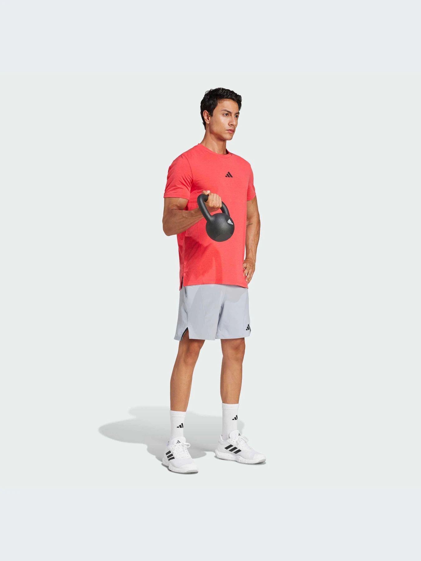 Шорты Adidas модель JP0924-KZ Шорты Adidas модель JP0924-KZ Фото