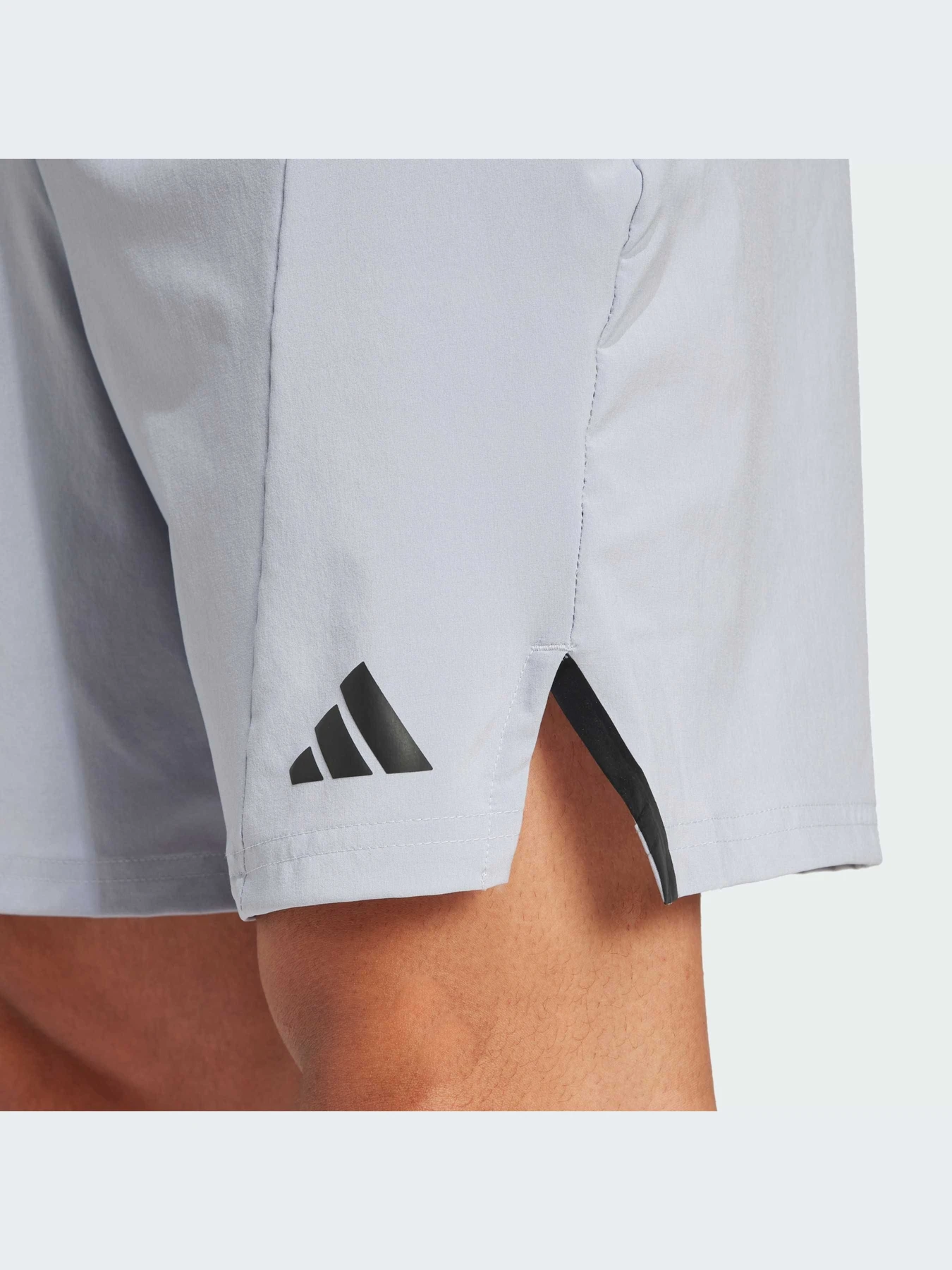 Шорты Adidas модель JP0924-KZ Шорты Adidas модель JP0924-KZ Фото