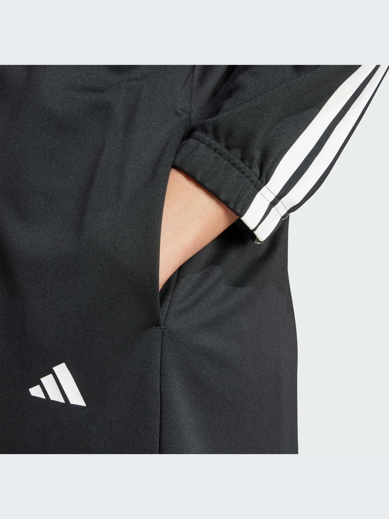 Куртки и дубленки Adidas Tiro модель KA3345-KZ Куртки и дубленки Adidas Tiro модель KA3345-KZ Фото