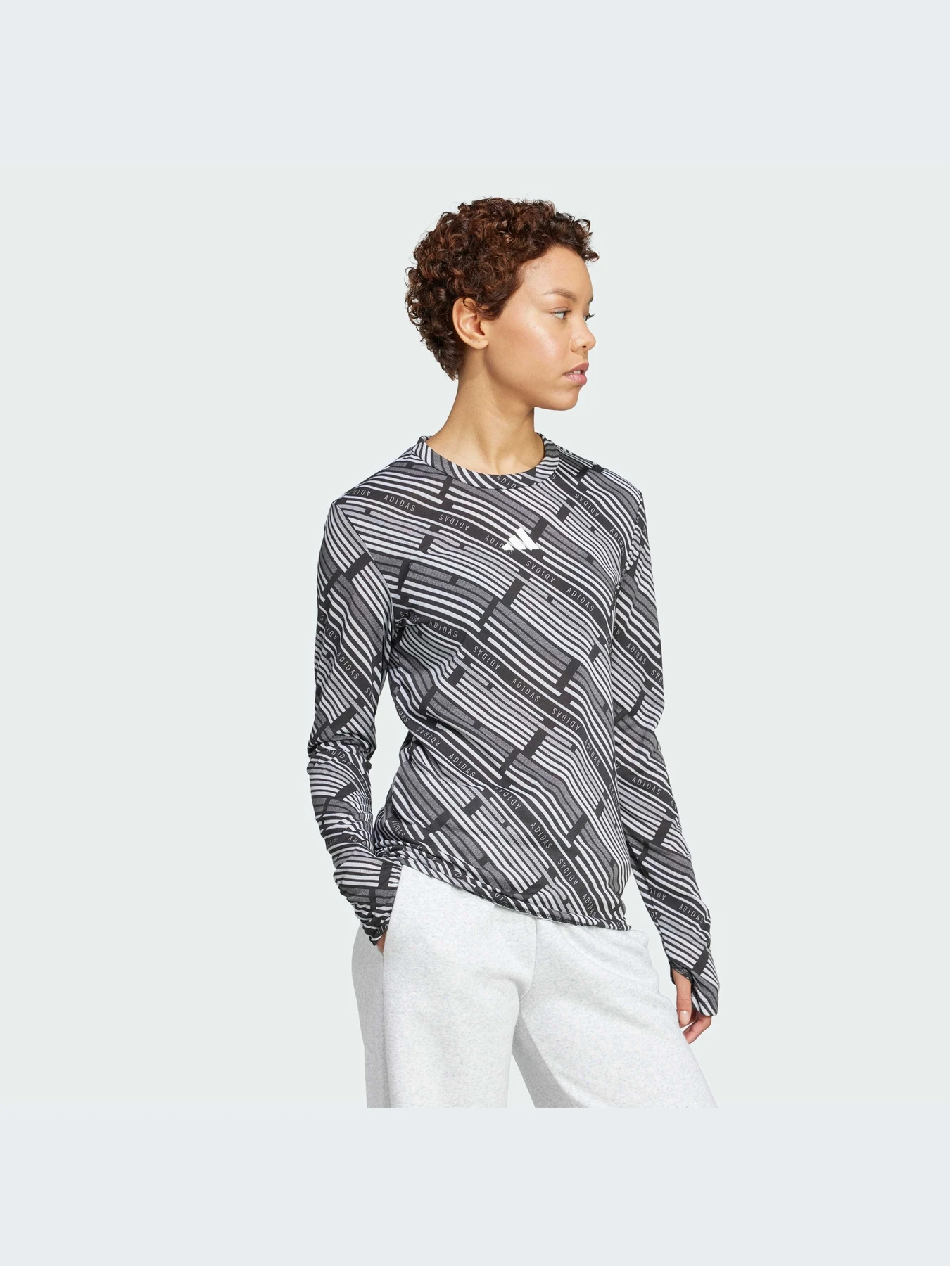 Худи и свитшоты Adidas Tiro модель KA3356-KZ Худи и свитшоты Adidas Tiro модель KA3356-KZ Фото