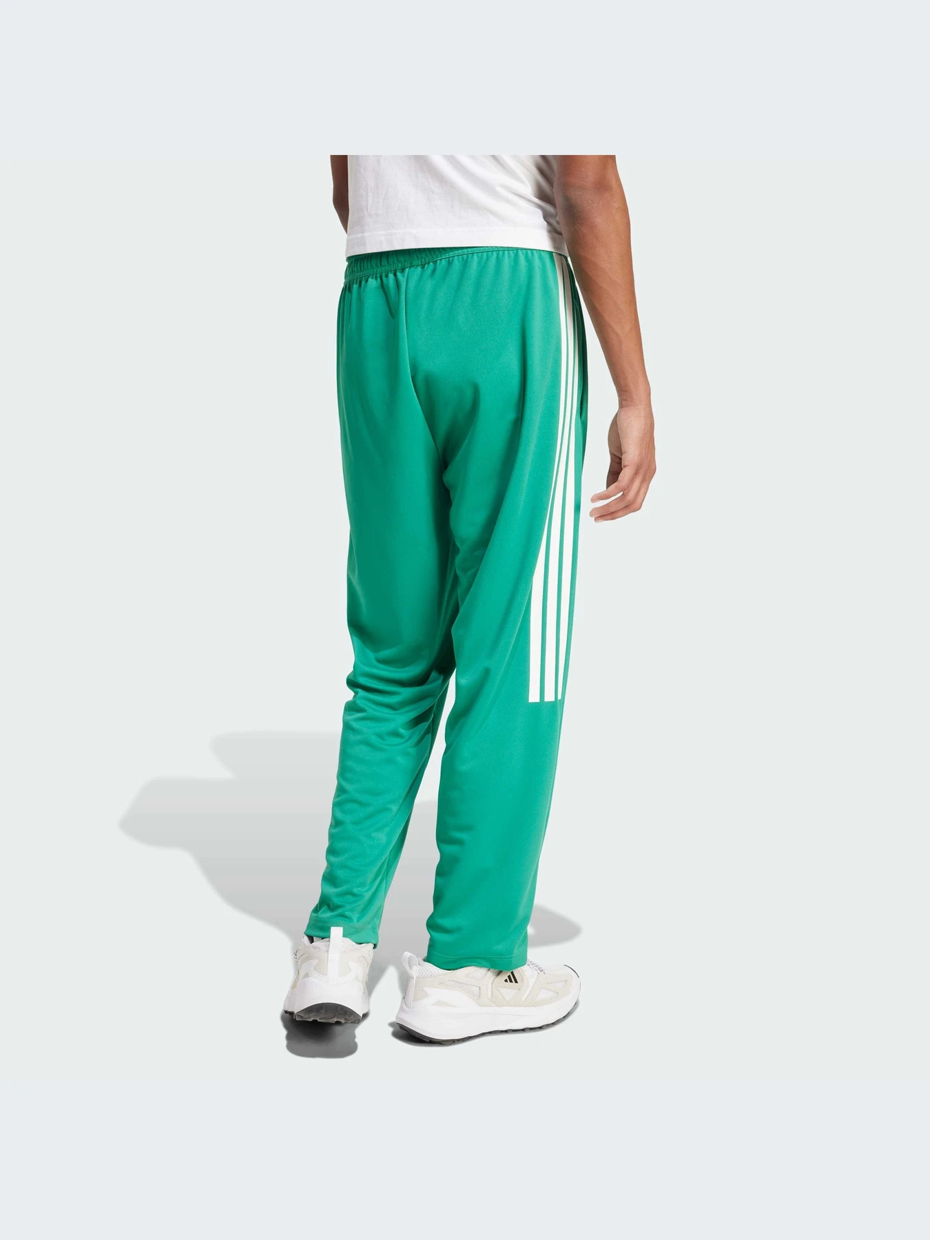 Брюки Adidas Tiro модель JZ4434-KZ Брюки Adidas Tiro модель JZ4434-KZ Фото