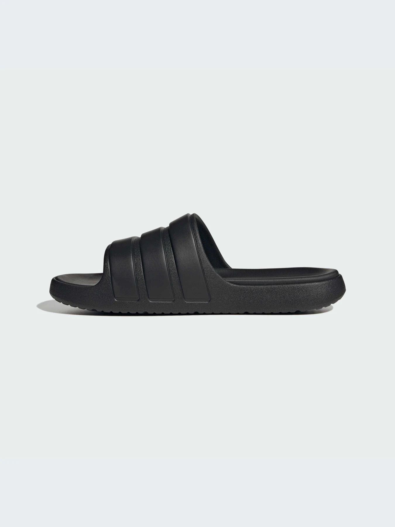 Шлёпанцы Adidas модель JR3123-KZ Шлёпанцы Adidas модель JR3123-KZ Фото