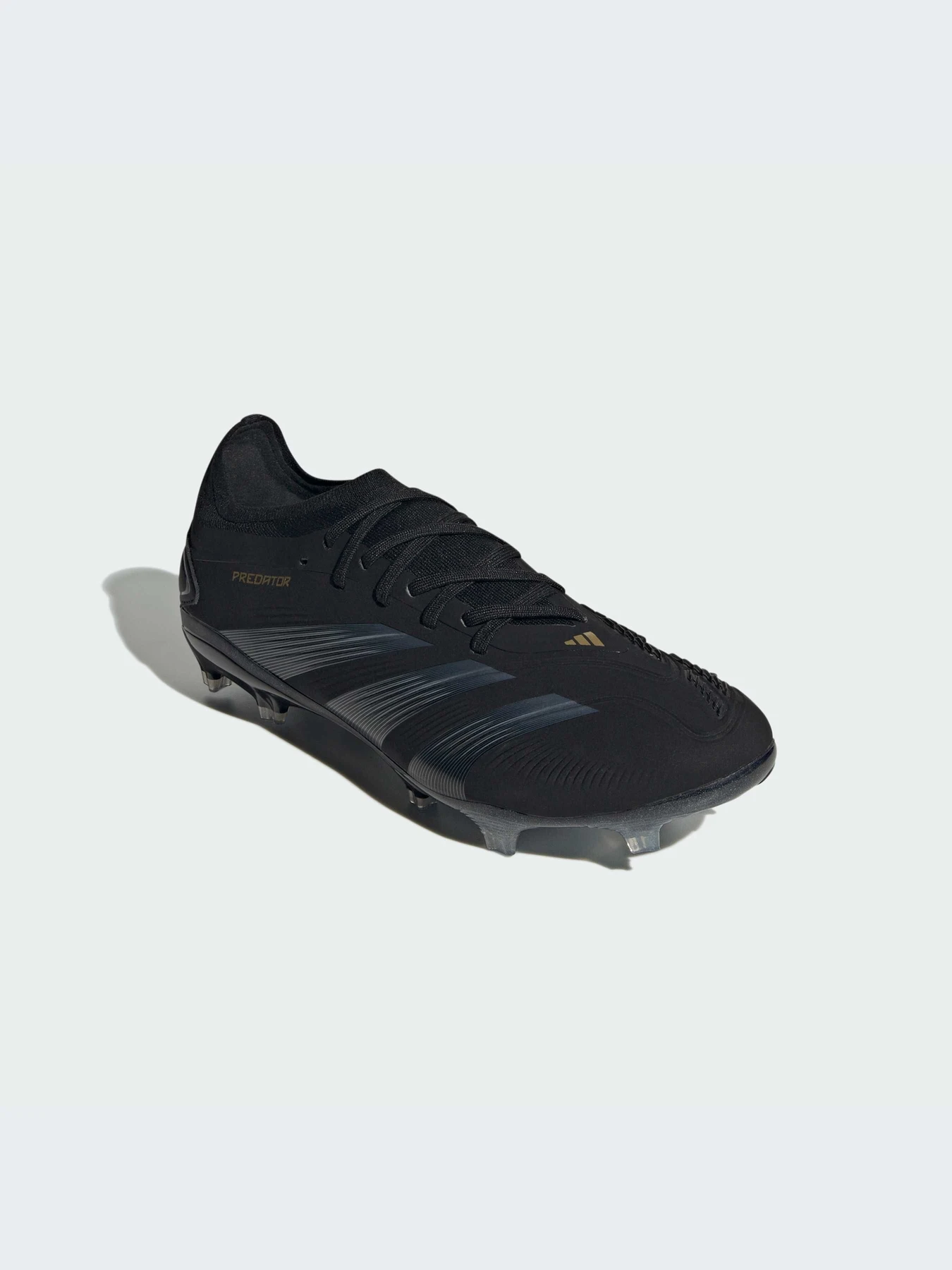 Кроссовки Adidas Predator модель IF6328-KZ Кроссовки Adidas Predator модель IF6328-KZ Фото