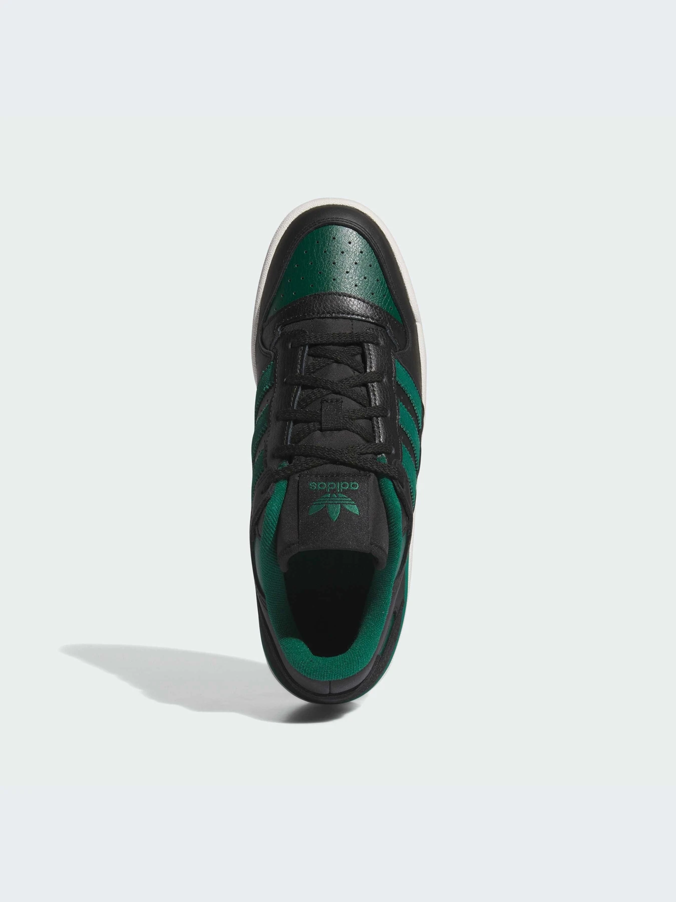 Кроссовки Adidas Forum модель IG3902-KZ Кроссовки Adidas Forum модель IG3902-KZ Фото