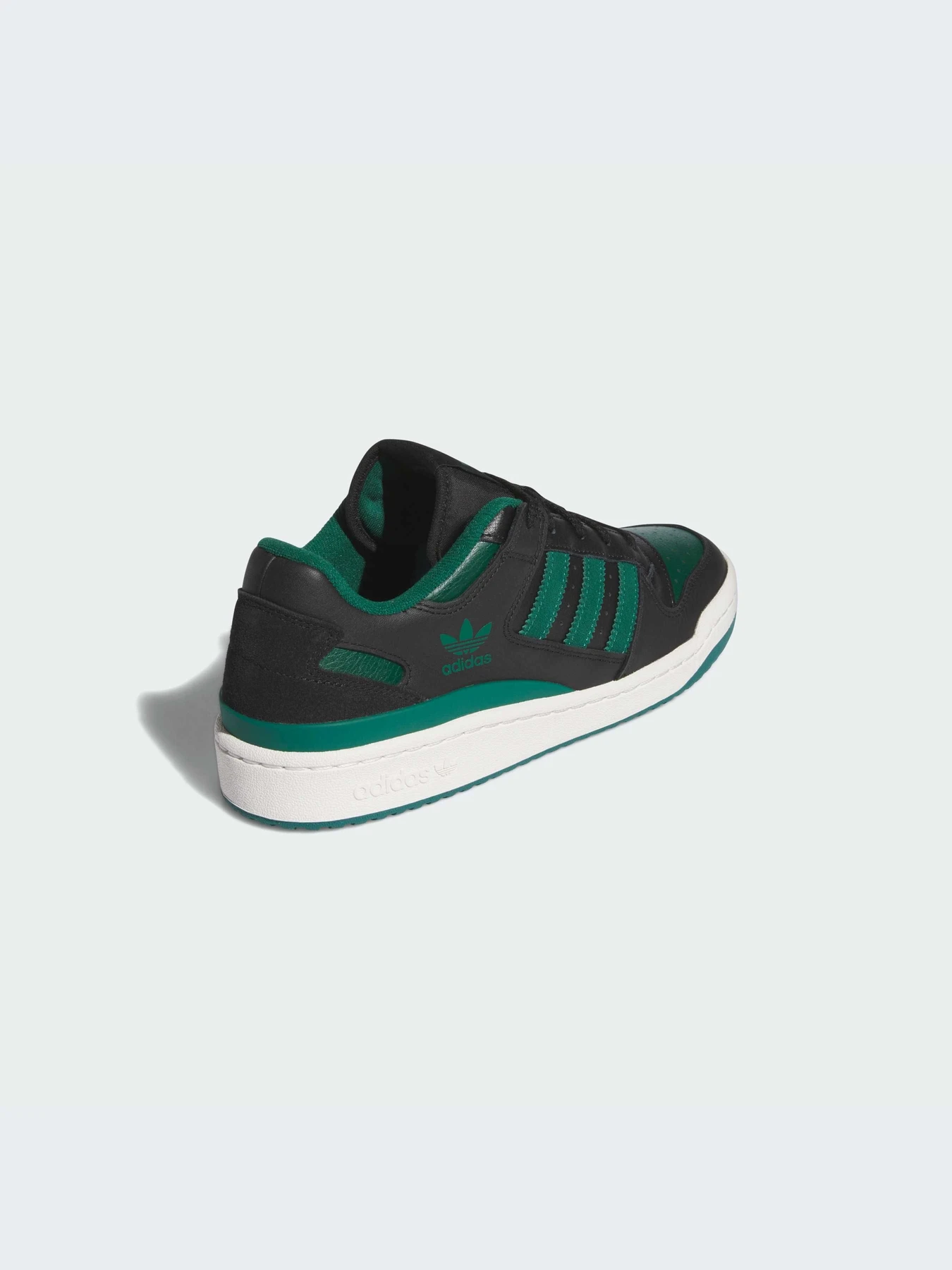 Кроссовки Adidas Forum модель IG3902-KZ Кроссовки Adidas Forum модель IG3902-KZ Фото