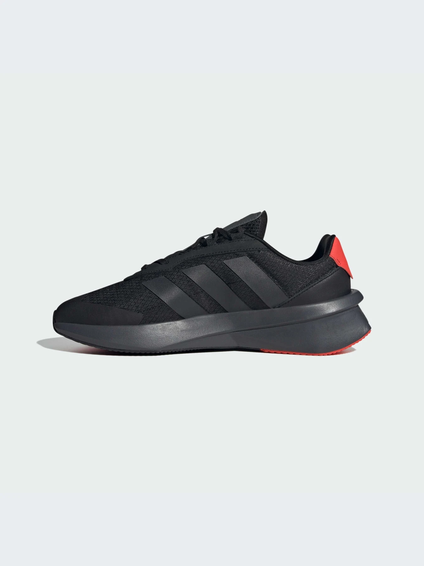 Кроссовки Adidas модель IG4011-KZ Кроссовки Adidas модель IG4011-KZ Фото