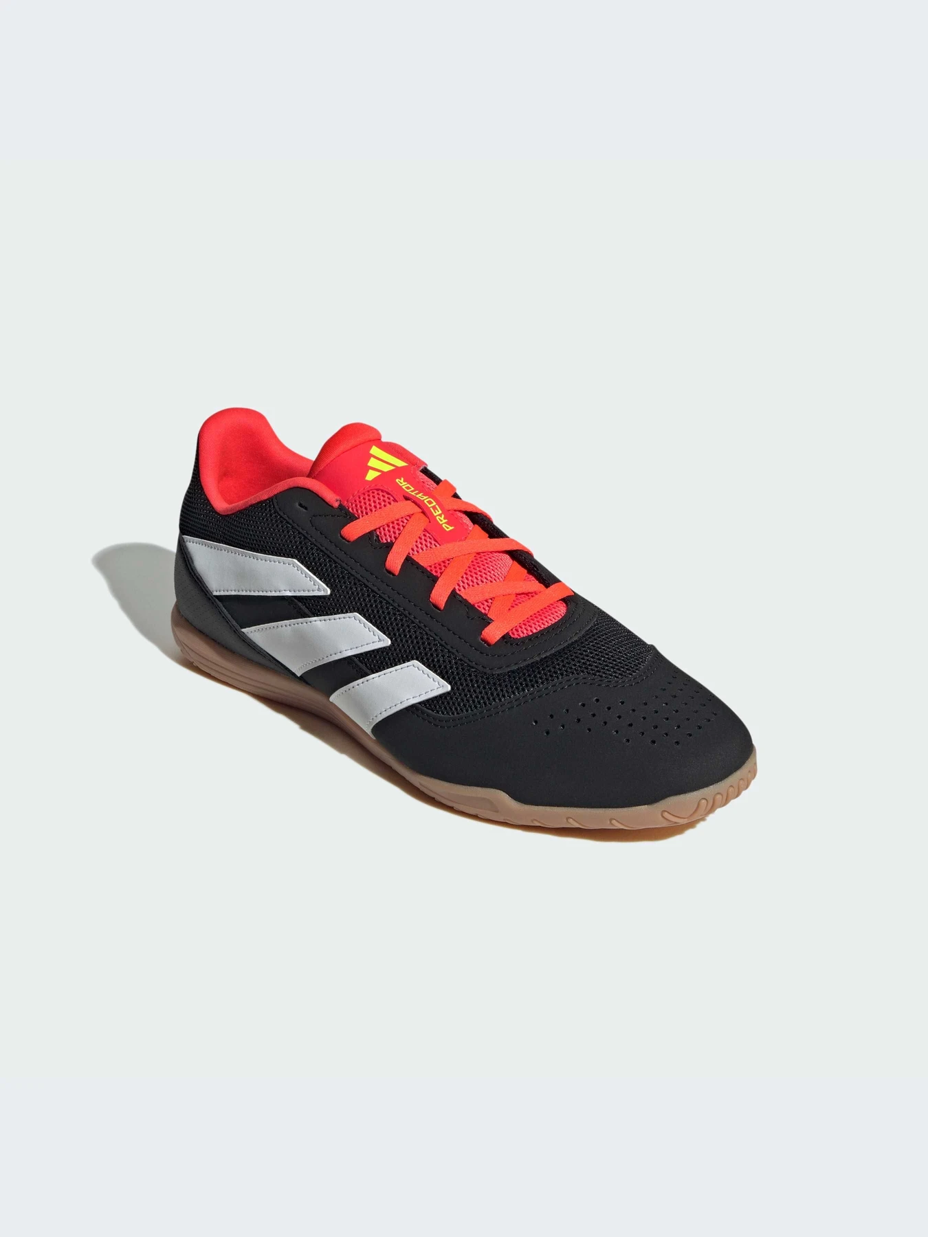Кроссовки Adidas Predator модель IG5448-KZ Кроссовки Adidas Predator модель IG5448-KZ Фото