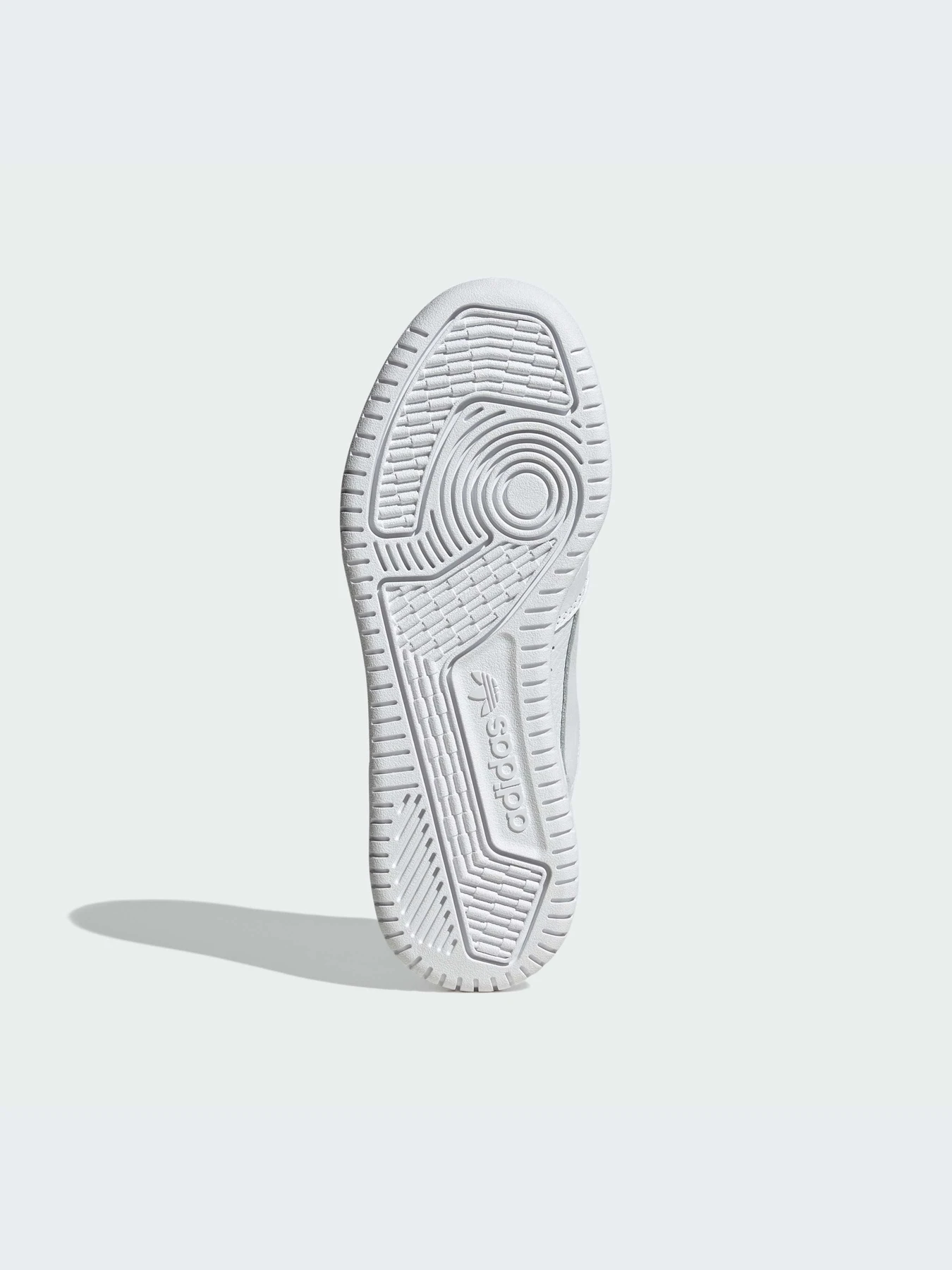 Кроссовки Adidas модель IG5748-KZ Кроссовки Adidas модель IG5748-KZ Фото