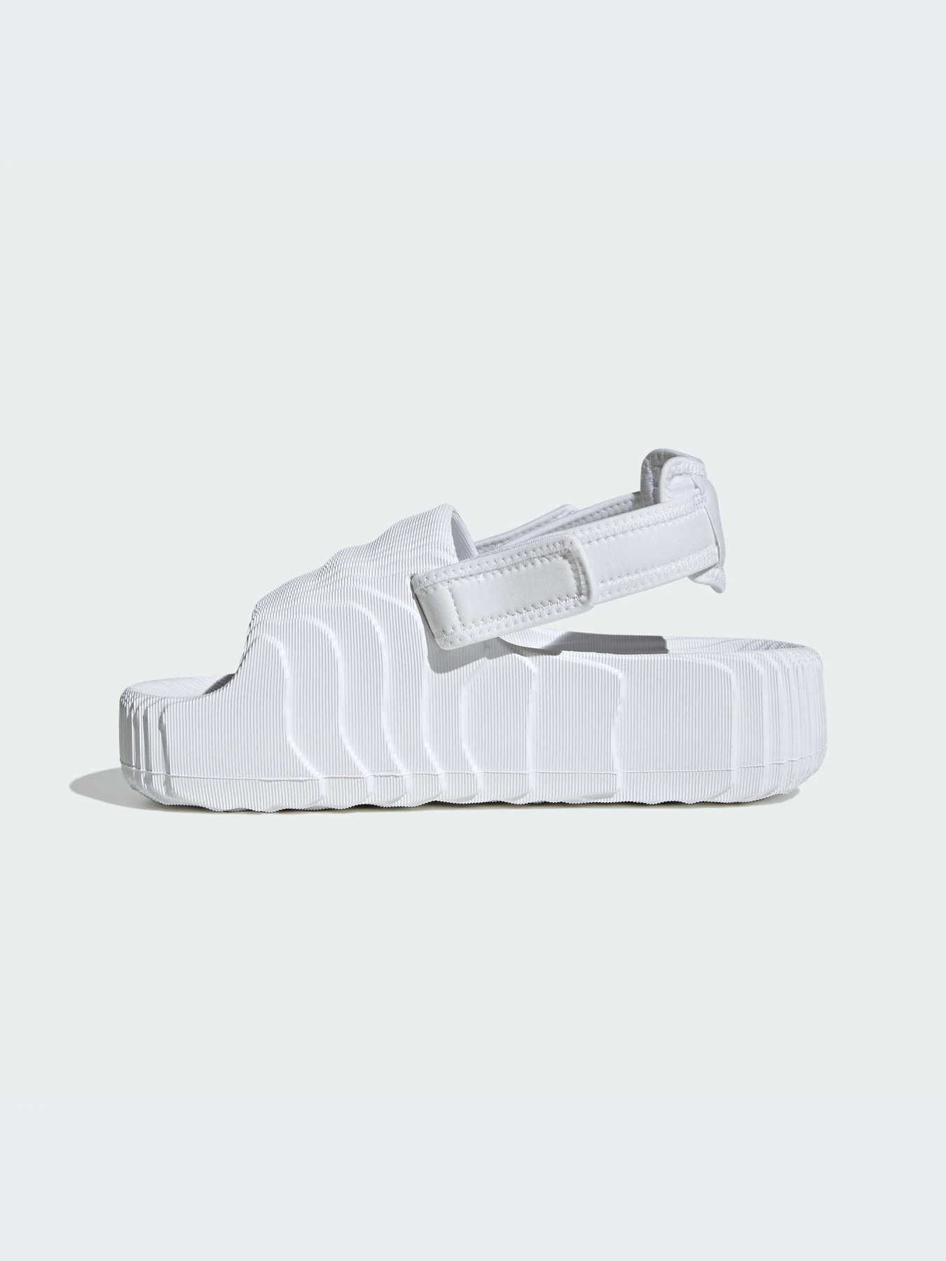 Сандалии Adidas Adilette модель IG5749-KZ Сандалии Adidas Adilette модель IG5749-KZ Фото
