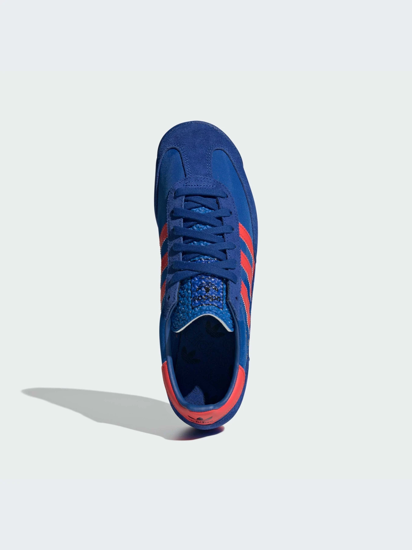 Кроссовки Adidas модель IG4648-KZ Кроссовки Adidas модель IG4648-KZ Фото