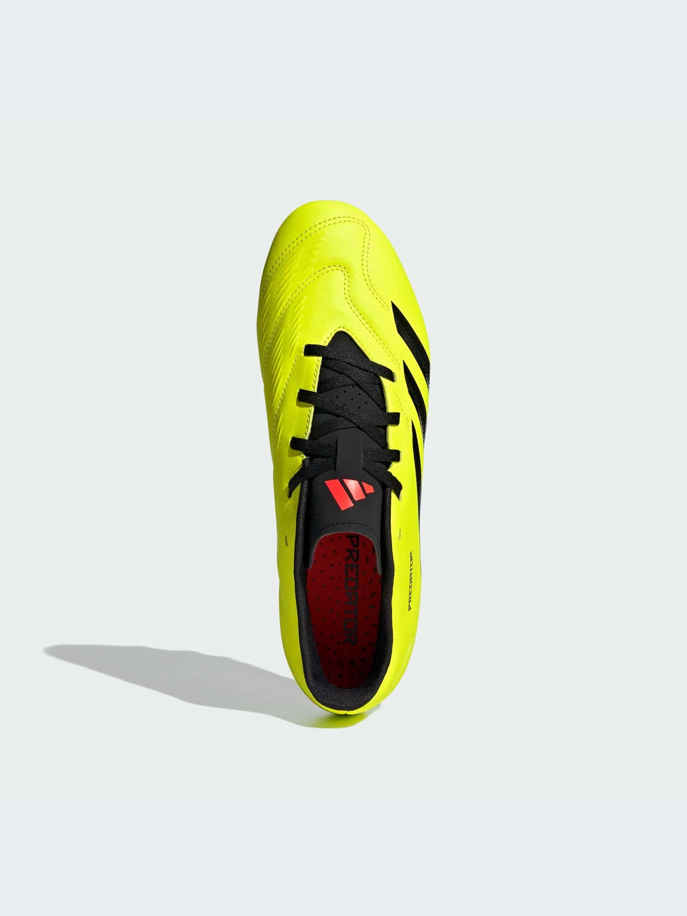 Кроссовки Adidas Predator модель IG7757-KZ Кроссовки Adidas Predator модель IG7757-KZ Фото
