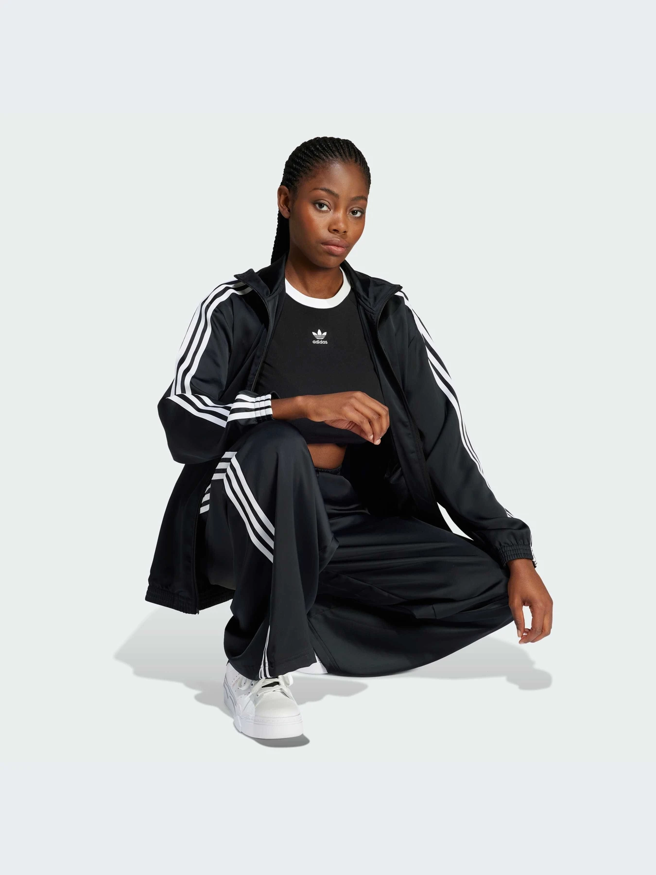 Худи и свитшоты Adidas Adicolor модель IU2516-KZ Худи и свитшоты Adidas Adicolor модель IU2516-KZ Фото