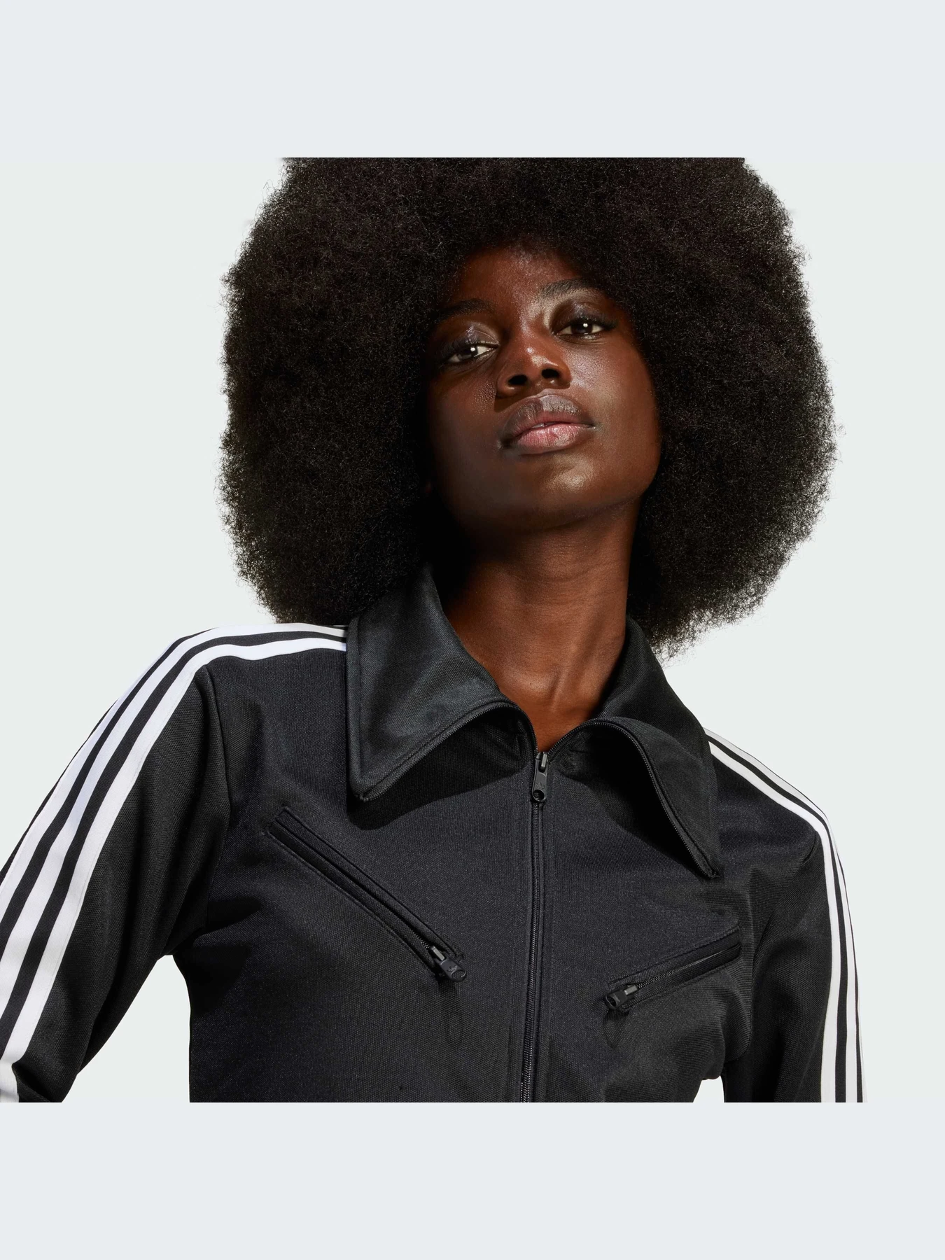 Худи и свитшоты Adidas Adicolor модель IU2524-KZ Худи и свитшоты Adidas Adicolor модель IU2524-KZ Фото