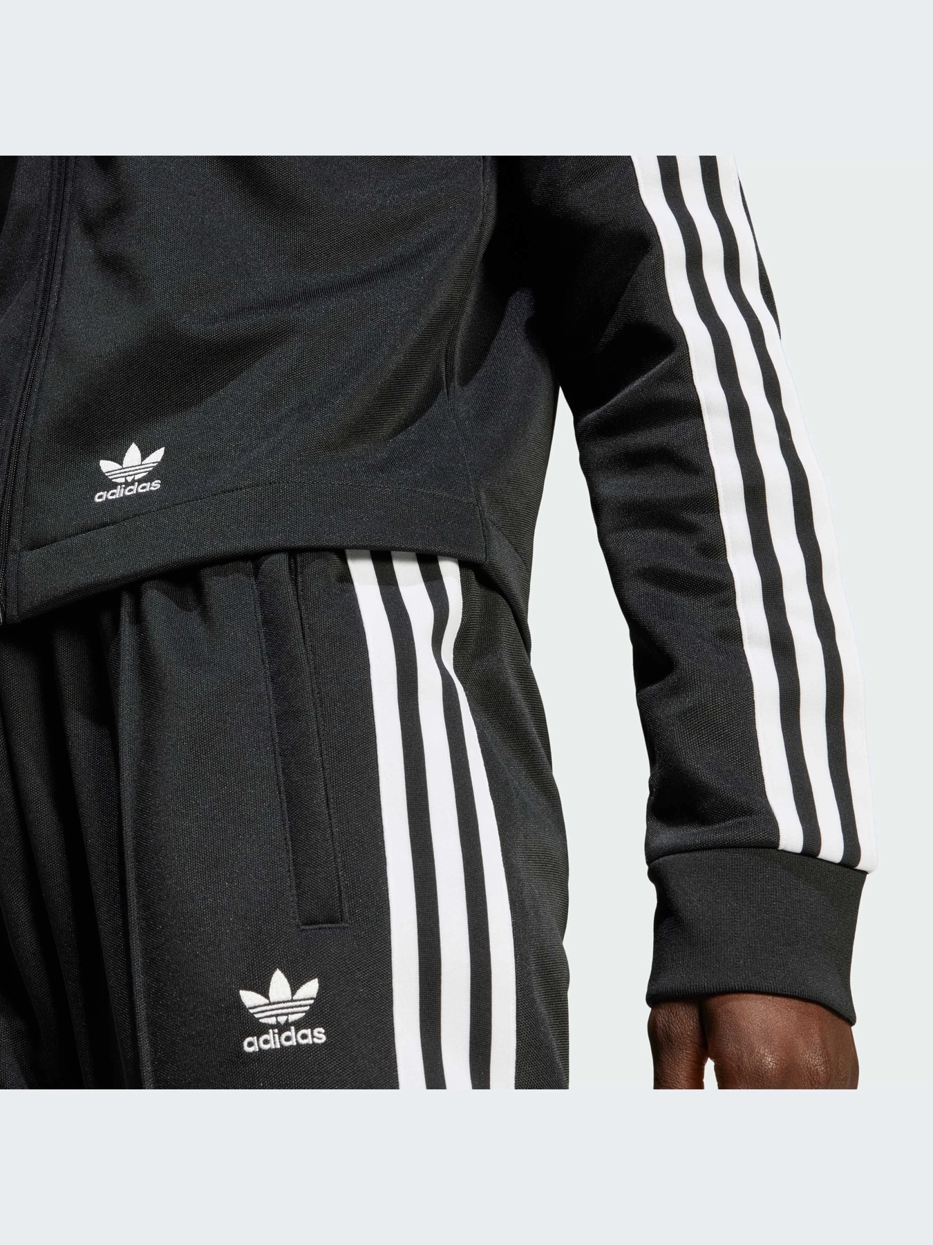 Худи и свитшоты Adidas Adicolor модель IU2524-KZ Худи и свитшоты Adidas Adicolor модель IU2524-KZ Фото