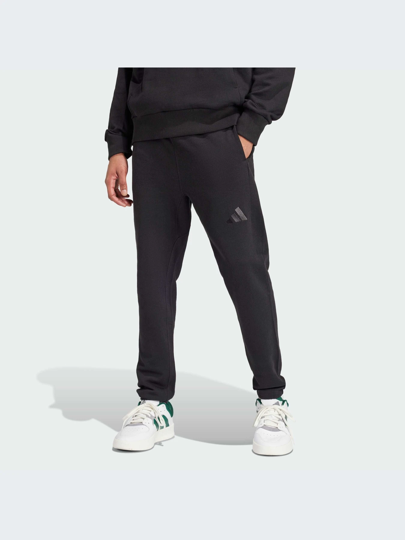Брюки Adidas модель IV5216-KZ Брюки Adidas модель IV5216-KZ Фото