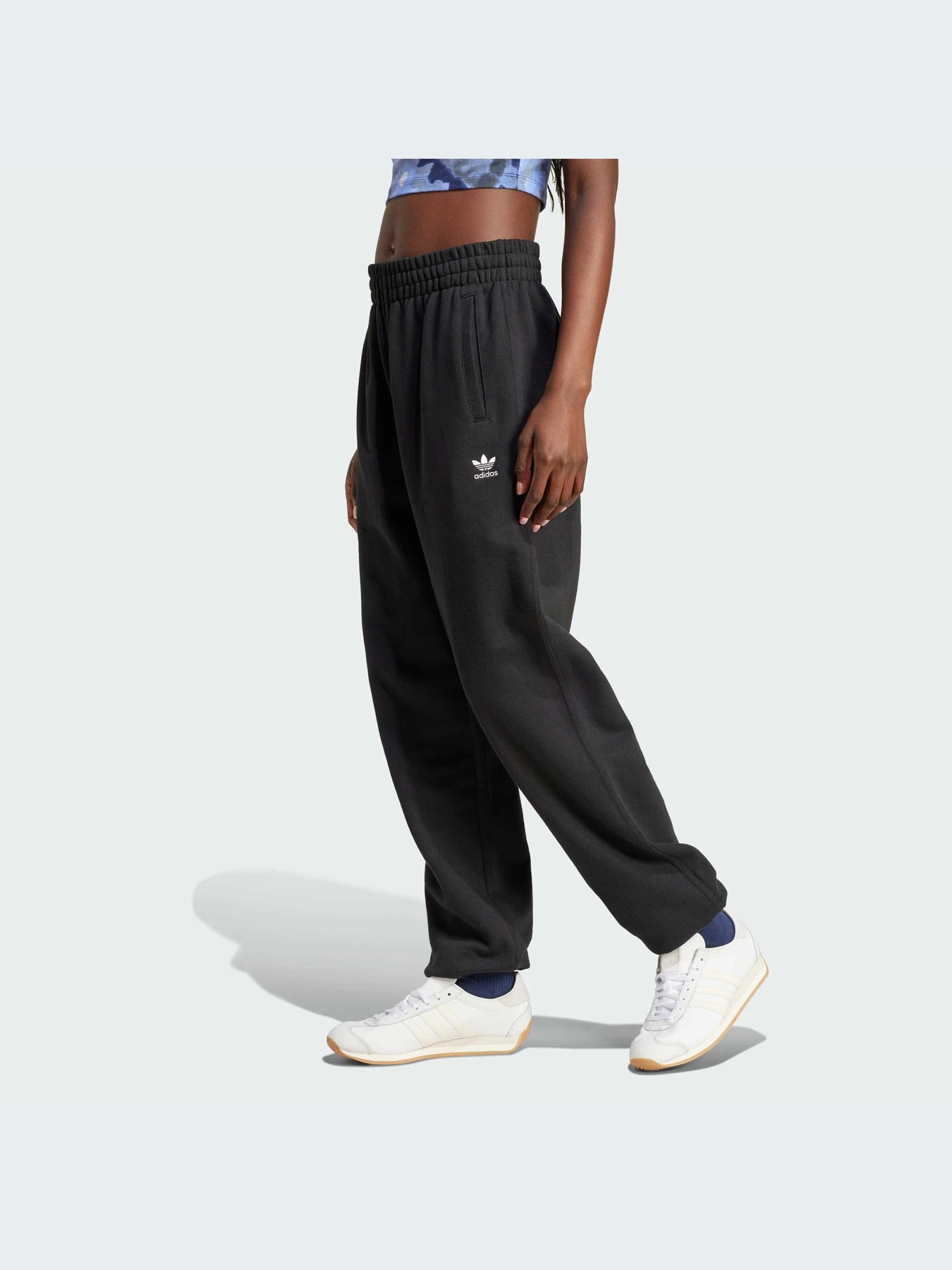 Брюки Adidas модель IW0952-KZ Брюки Adidas модель IW0952-KZ Фото