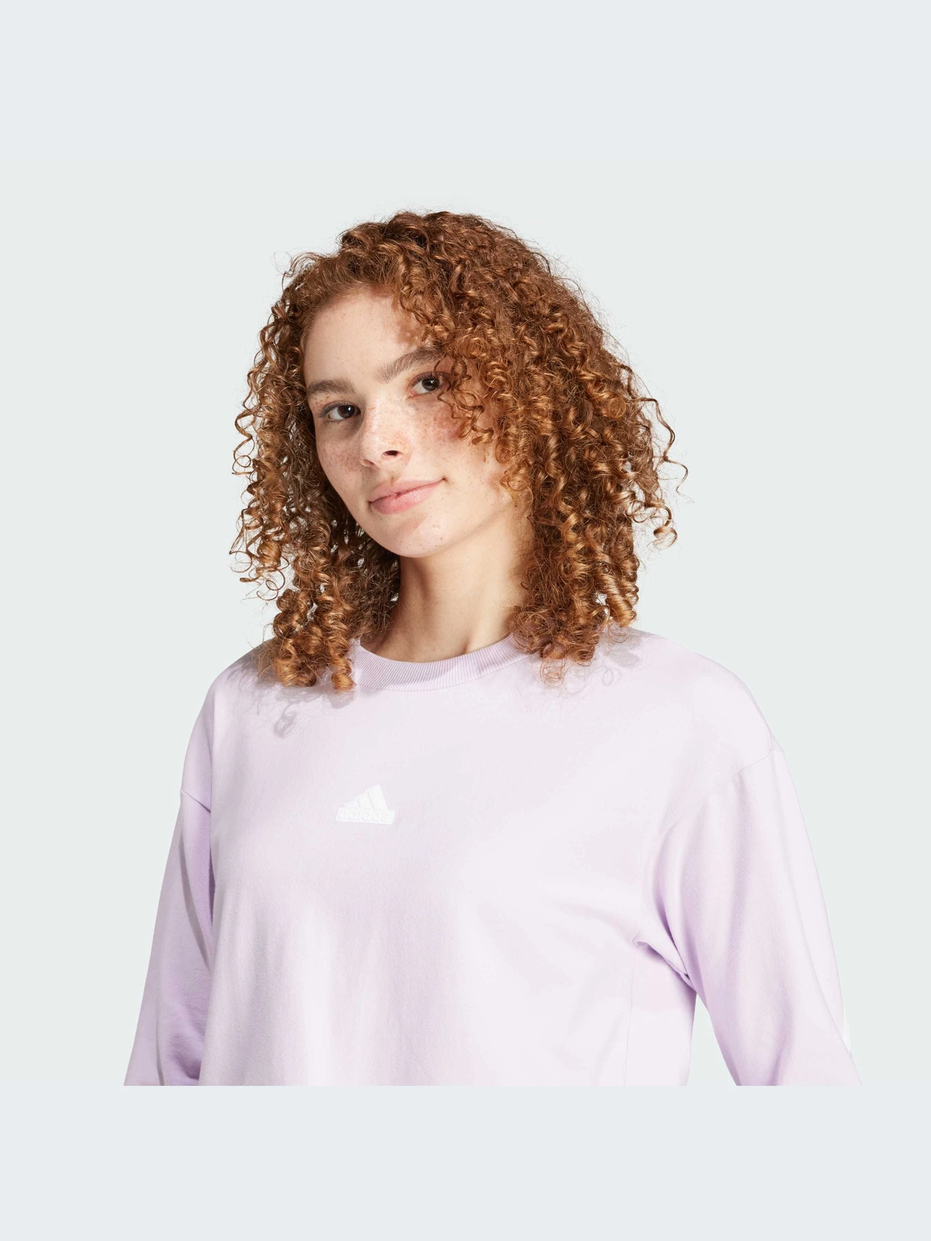 Худи и свитшоты Adidas модель IW5243-KZ Худи и свитшоты Adidas модель IW5243-KZ Фото