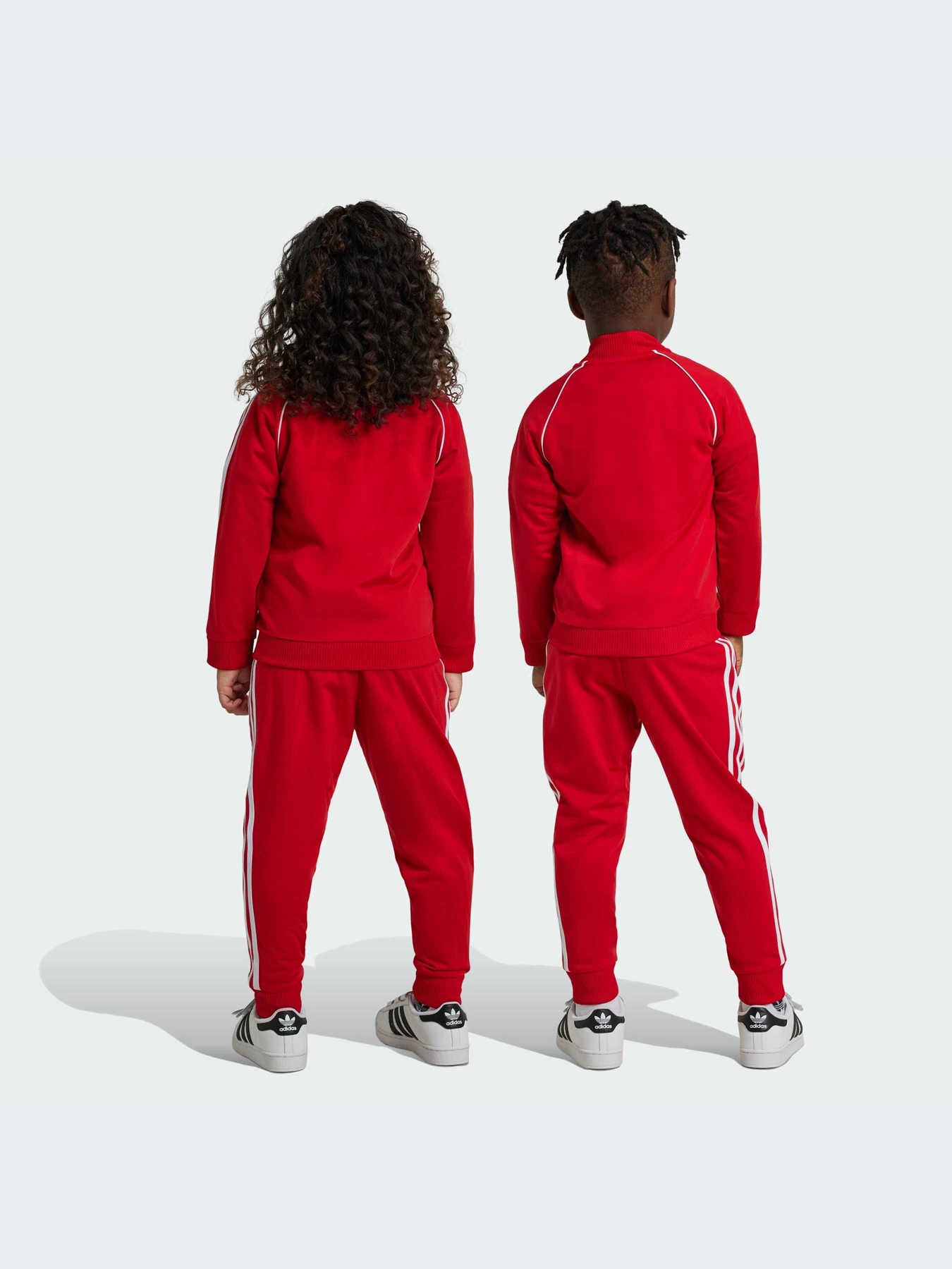 Костюмы Adidas Adicolor модель IX7625-KZ Костюмы Adidas Adicolor модель IX7625-KZ Фото