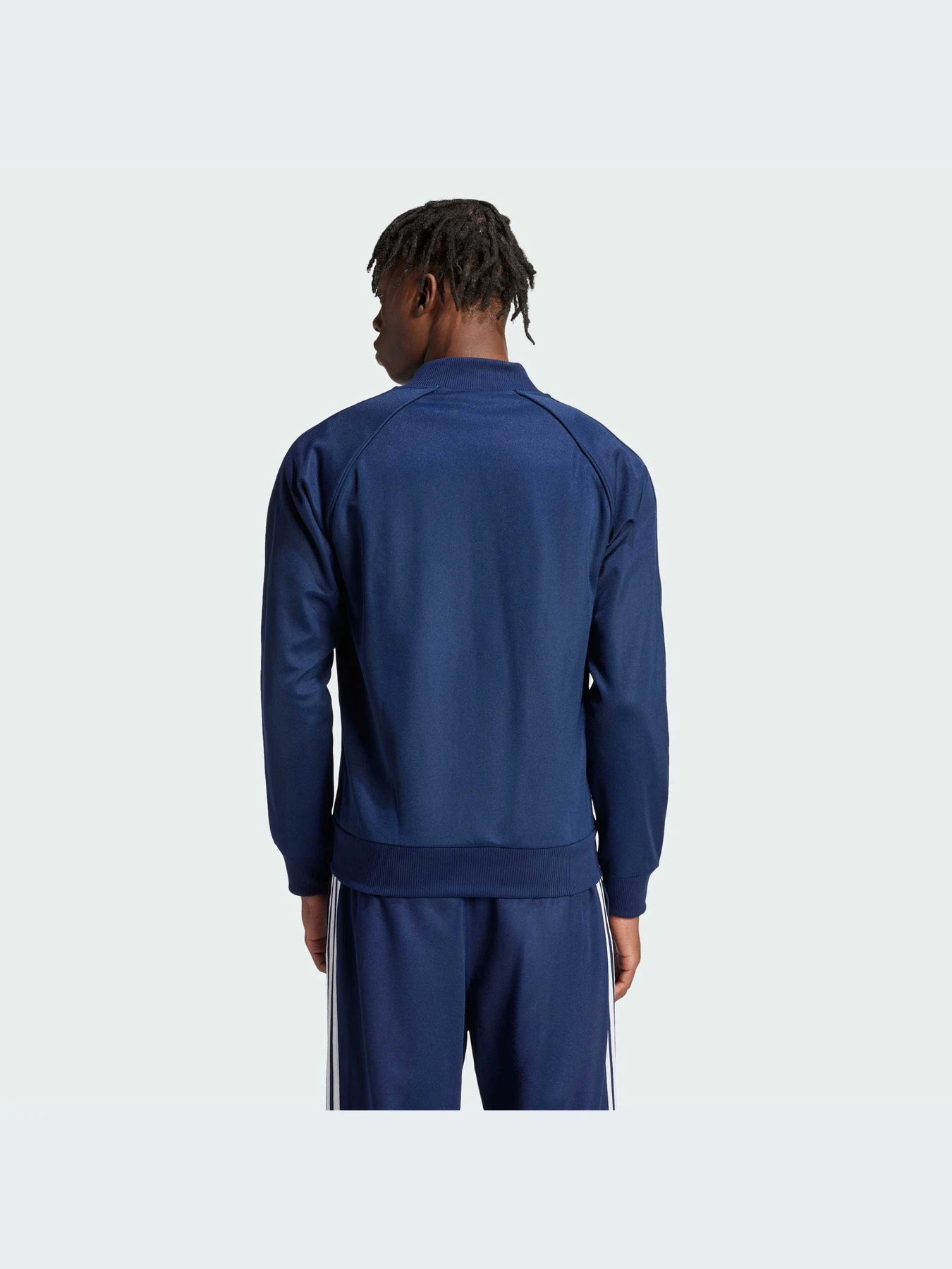 Худи и свитшоты Adidas модель IX9600-KZ Худи и свитшоты Adidas модель IX9600-KZ Фото