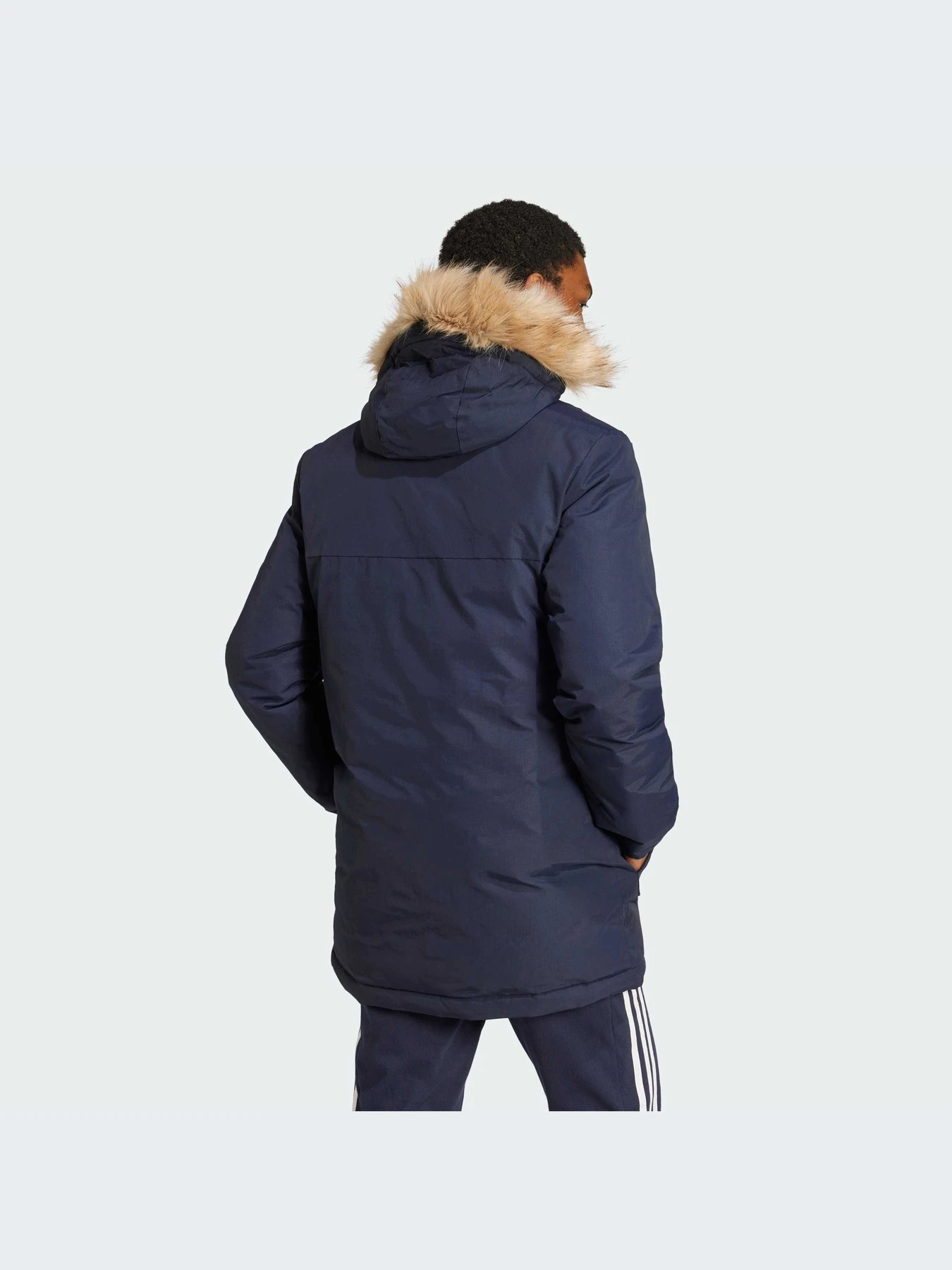 Куртки и дубленки Adidas модель IX8887-KZ Куртки и дубленки Adidas модель IX8887-KZ Фото