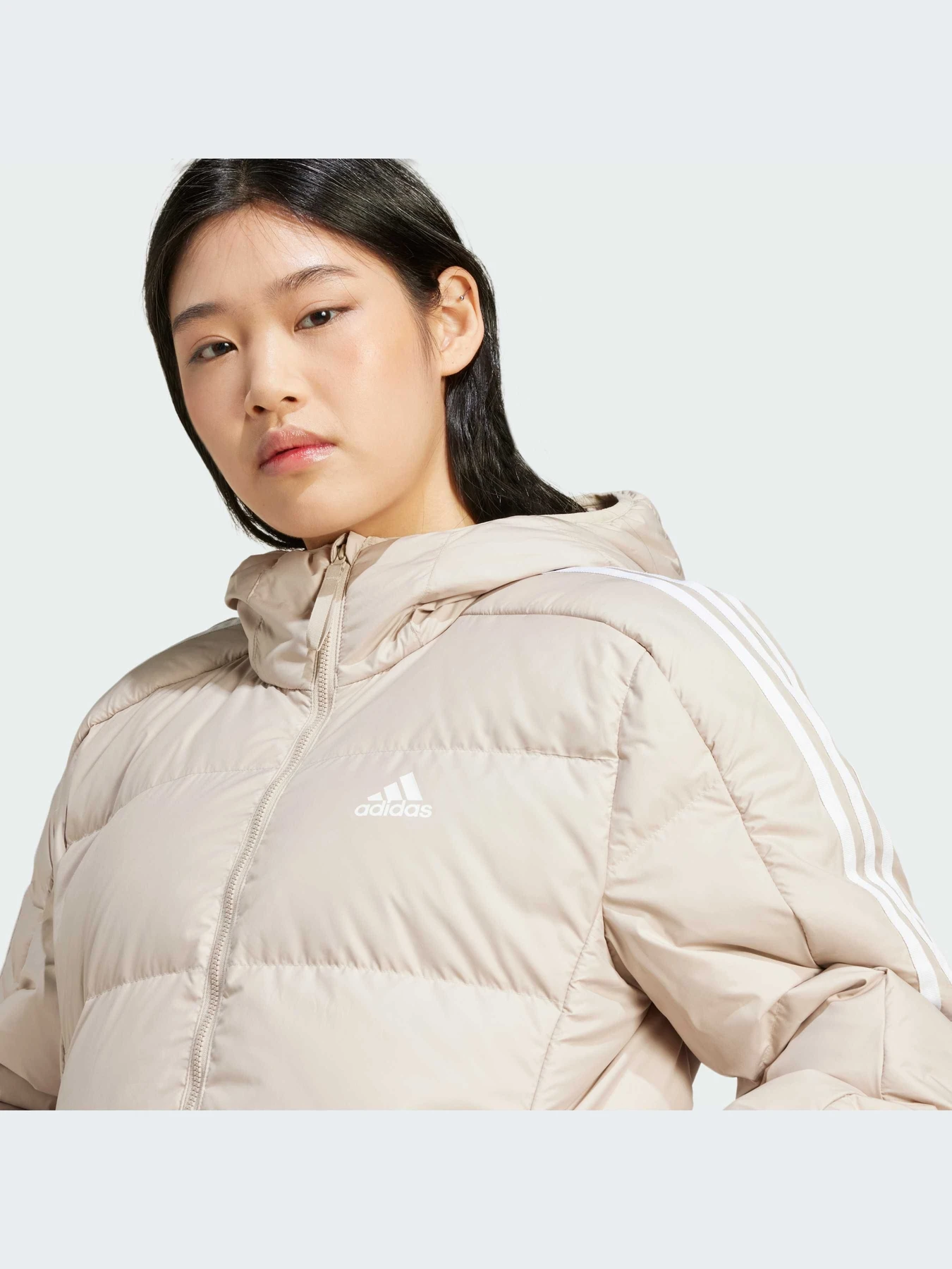 Куртки и дубленки Adidas модель IX8924-KZ Куртки и дубленки Adidas модель IX8924-KZ Фото