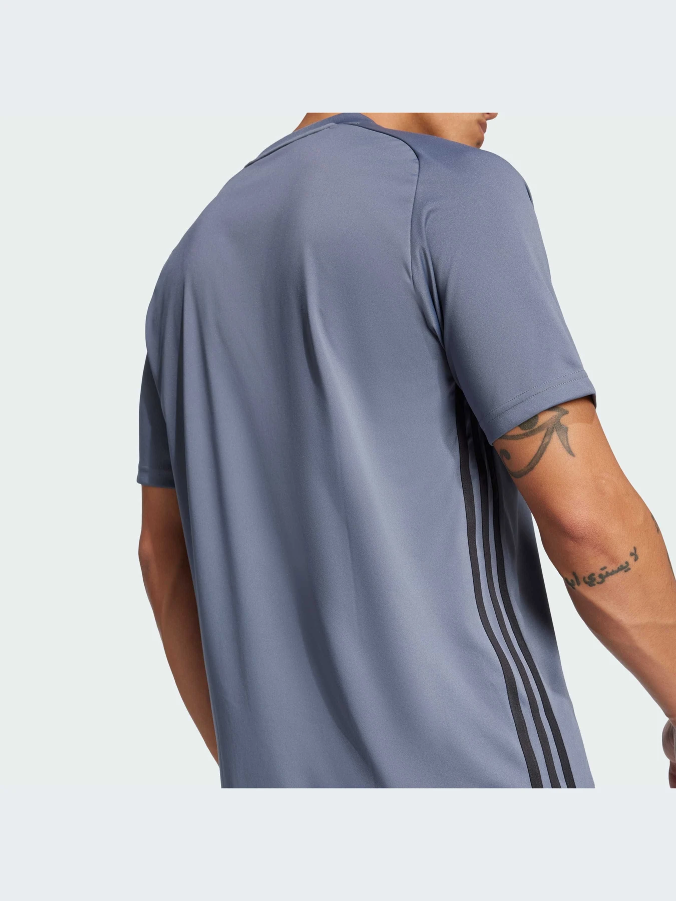 Футболки и поло Adidas Tiro модель JD0453-KZ Футболки и поло Adidas Tiro модель JD0453-KZ Фото