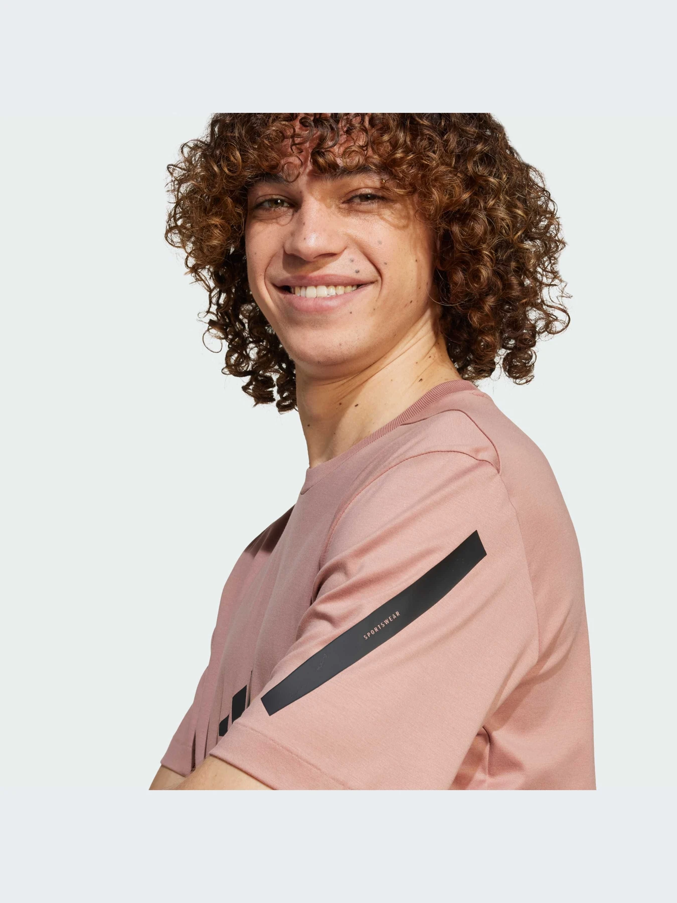 Футболки и поло Adidas ZNE модель JC7919-KZ Футболки и поло Adidas ZNE модель JC7919-KZ Фото