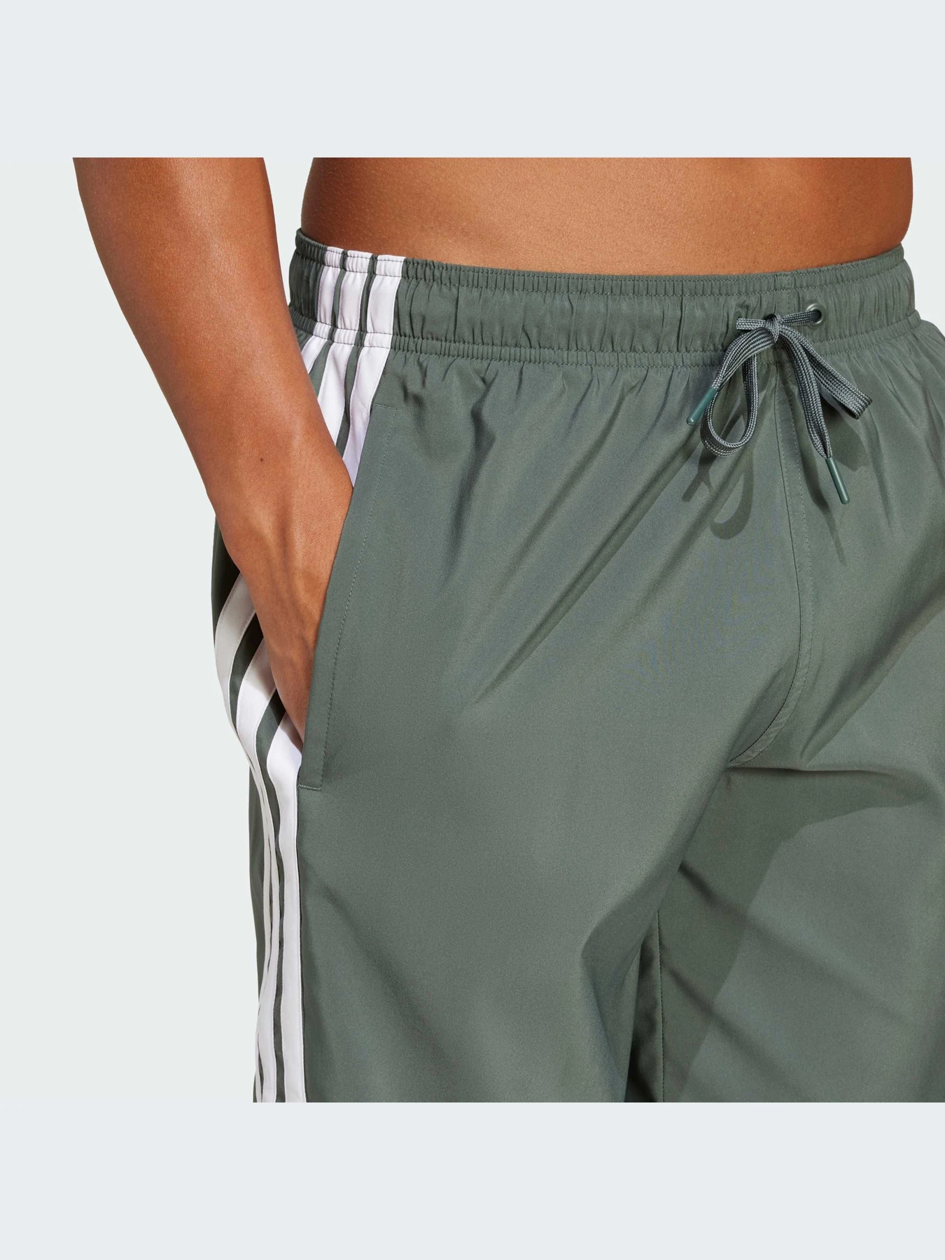 Одежда для пляжа Adidas 3 Stripes модель JD4239-KZ Одежда для пляжа Adidas 3 Stripes модель JD4239-KZ Фото