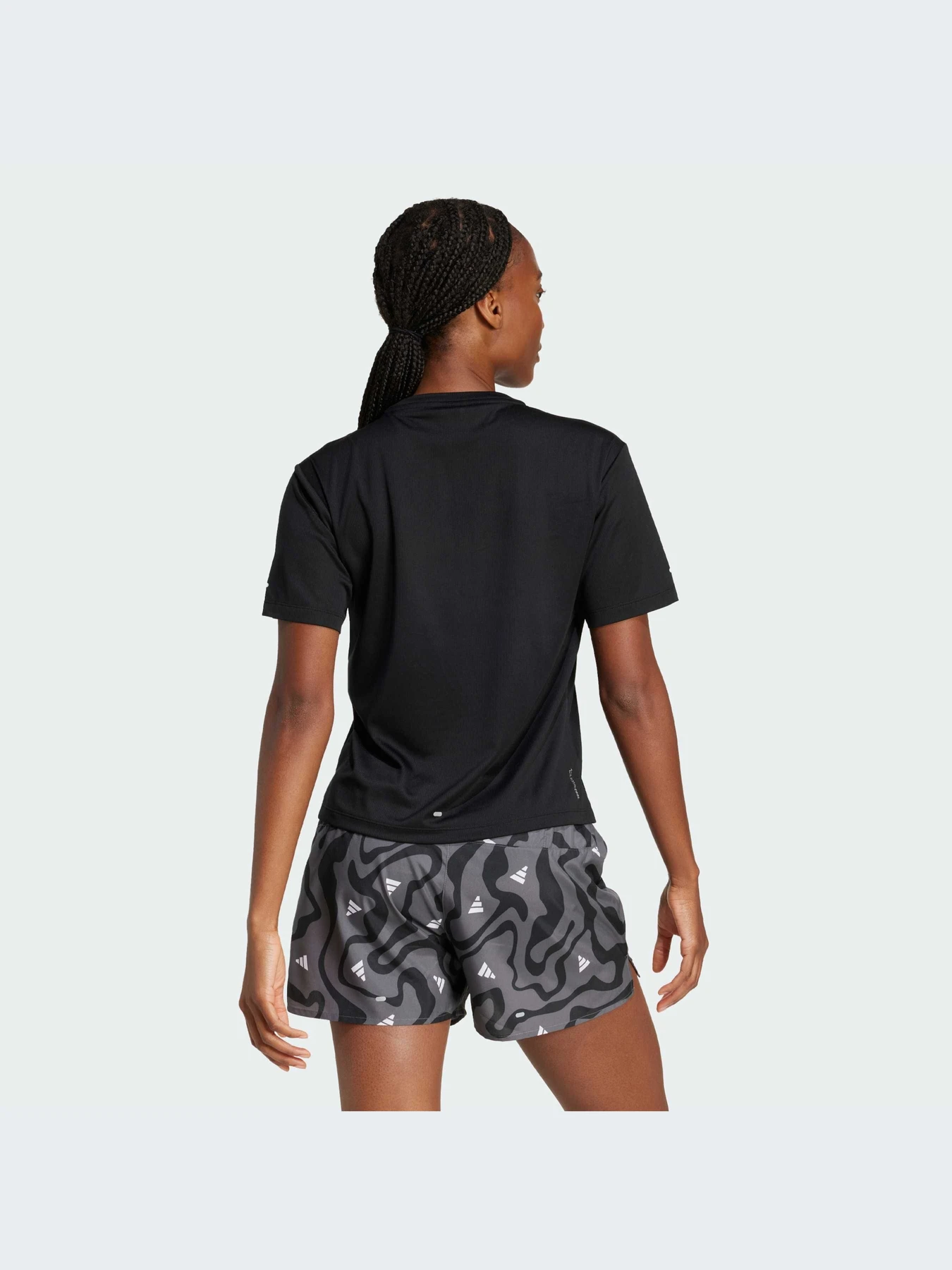Футболки и поло Adidas модель JD2348-KZ Футболки и поло Adidas модель JD2348-KZ Фото