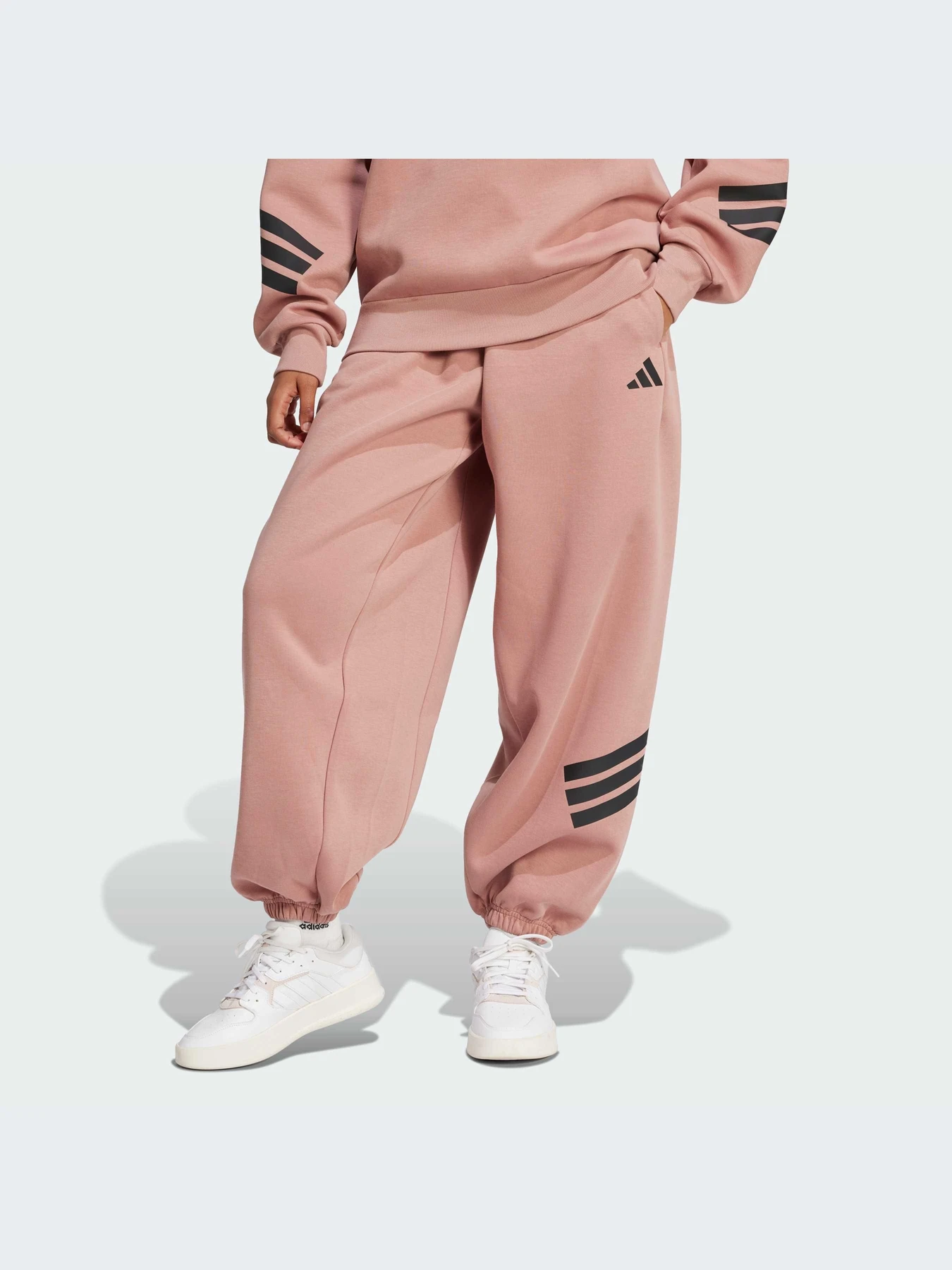Брюки Adidas модель JE0144-KZ Брюки Adidas модель JE0144-KZ Фото