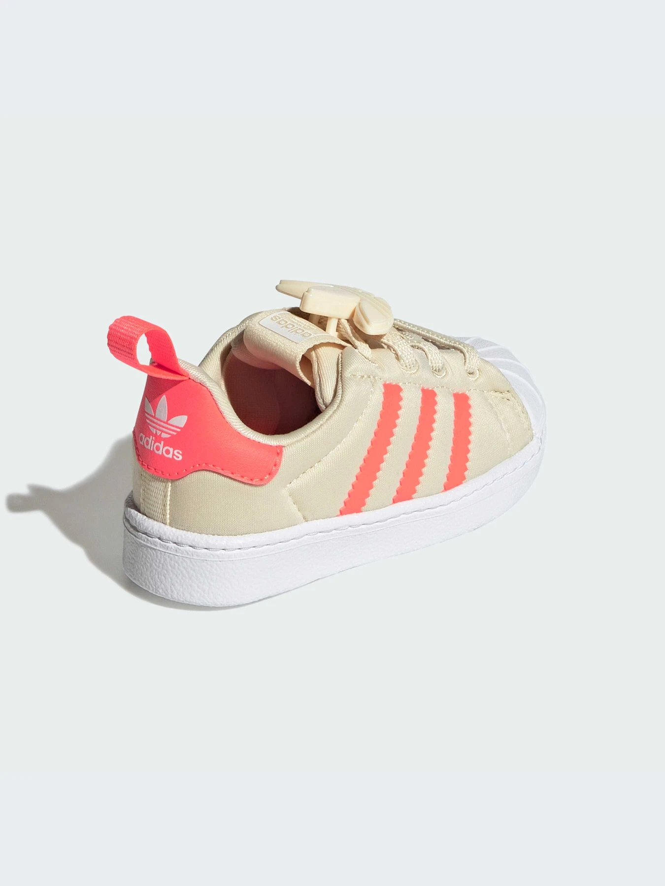 Кроссовки Adidas Superstar модель JH5216-KZ Кроссовки Adidas Superstar модель JH5216-KZ Фото